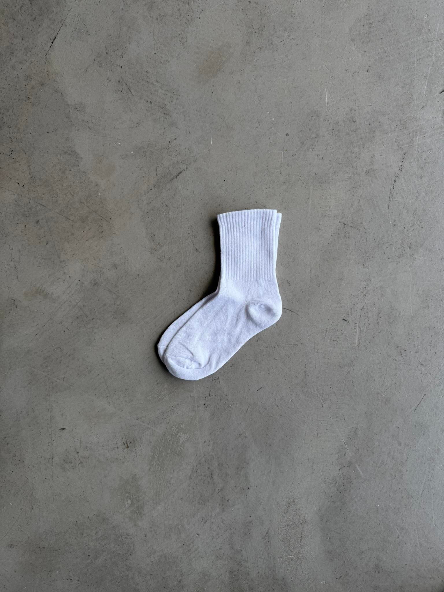 Uzun Beyaz Çorap
