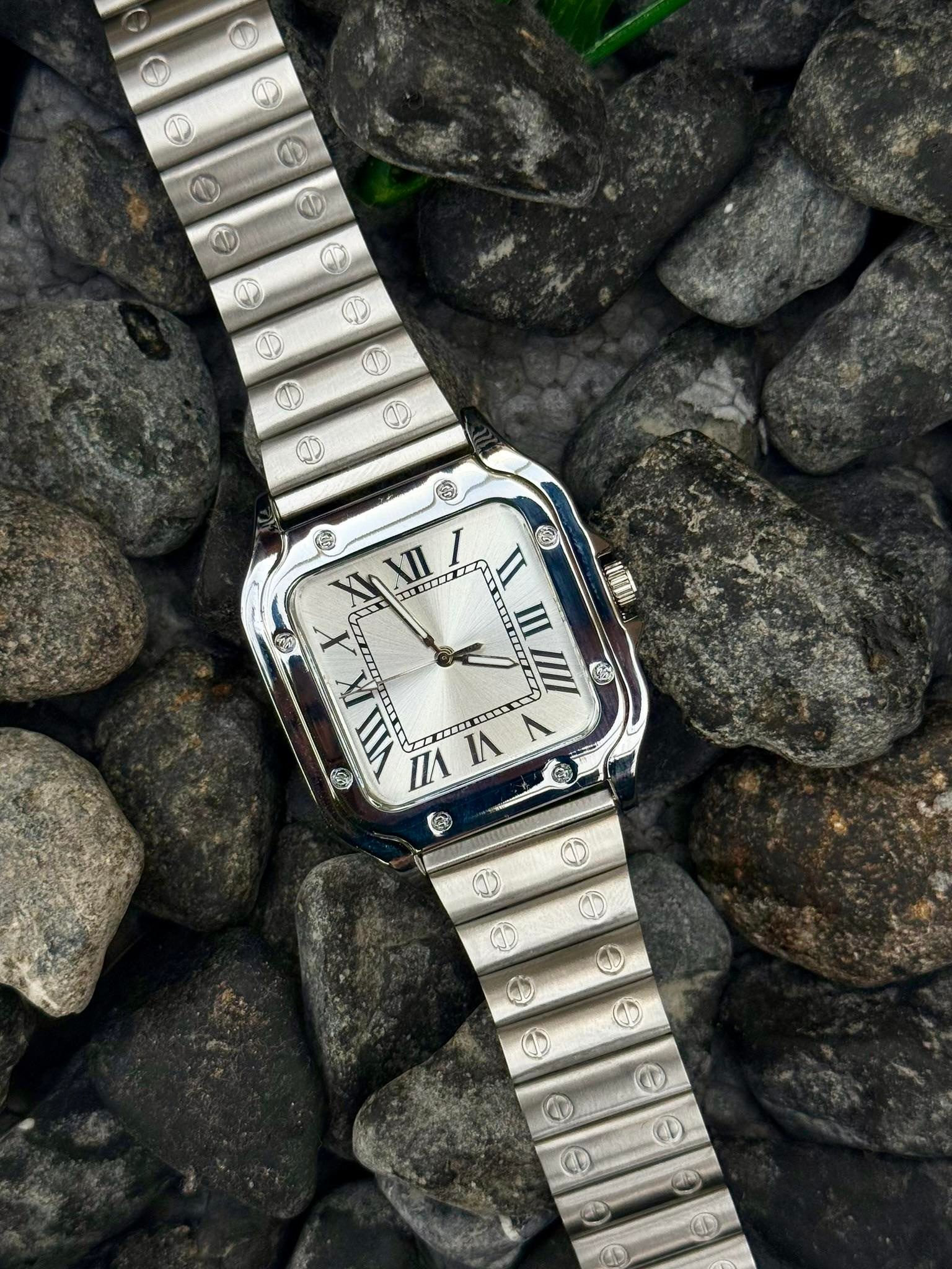 Vintage Rakamlı Saat - Beyaz