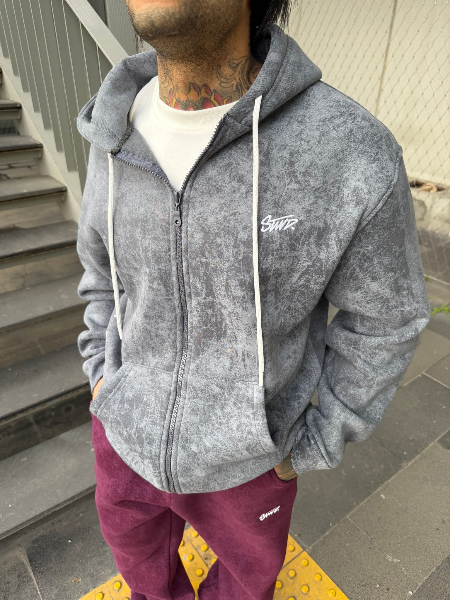 Yıkamlalı Sırt Nakışlı Premium Hırka - Gri