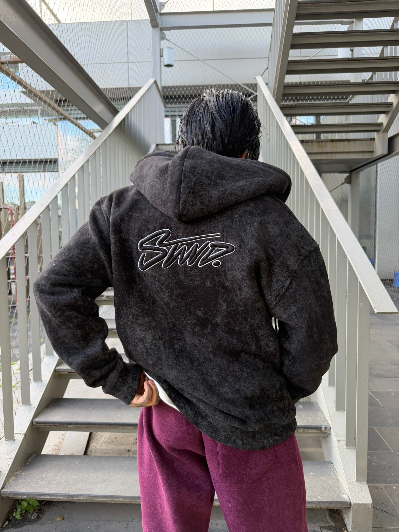 Yıkamlalı Sırt Nakışlı Premium Hırka - Siyah