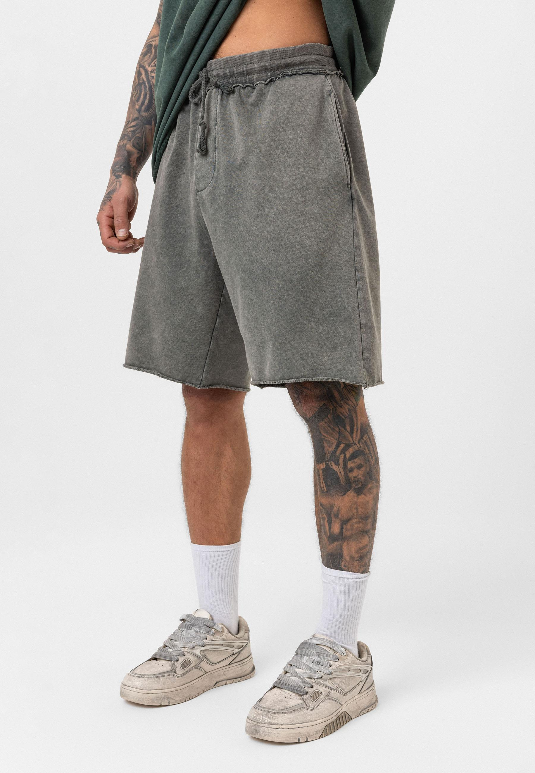 Yımakamalı Kesik Detaylı Şort - Yeşil