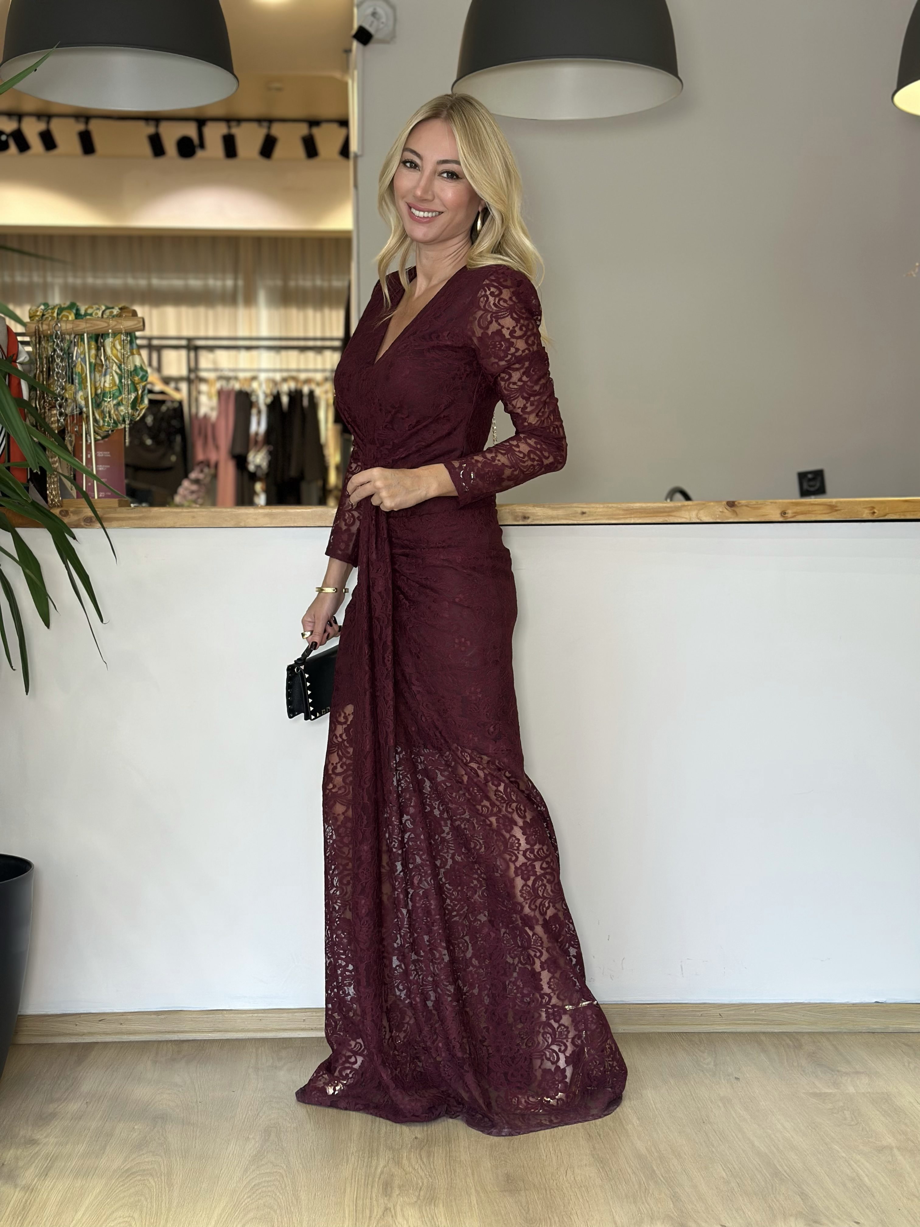 Bordo Dantel Balık Model Tasarım Elbise Askı00387