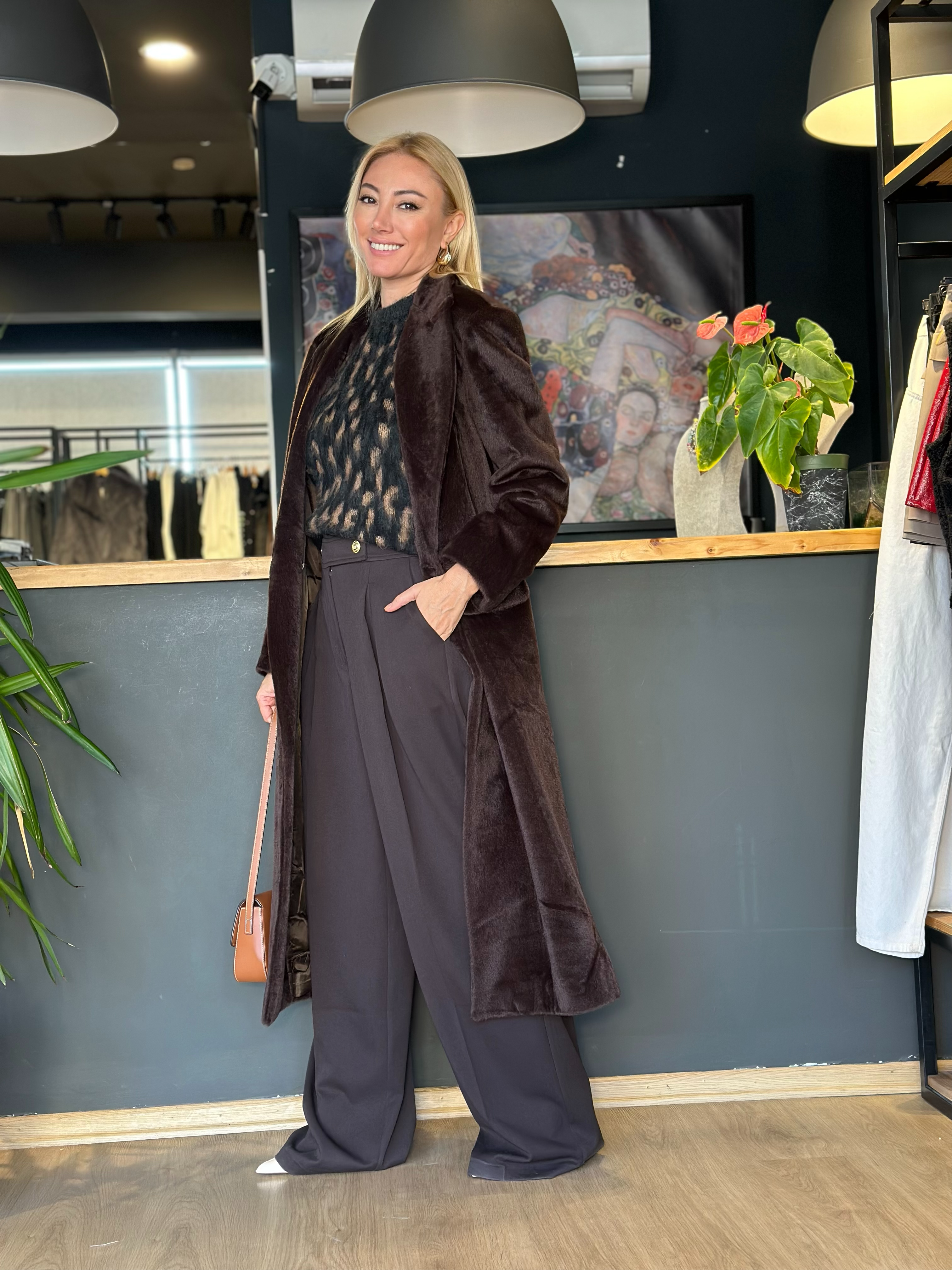 Cep Detaylı Koyu Kahve Kaban 