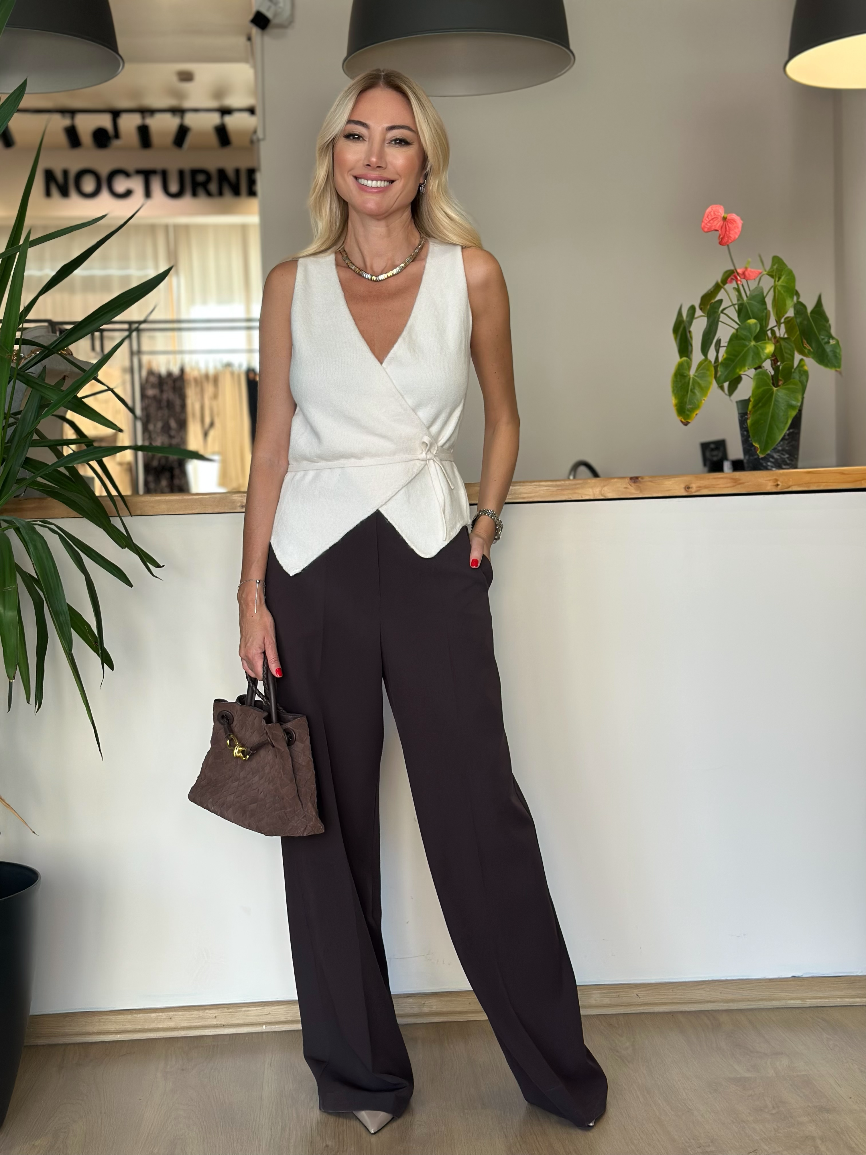 Ekru Yelek Askı0081