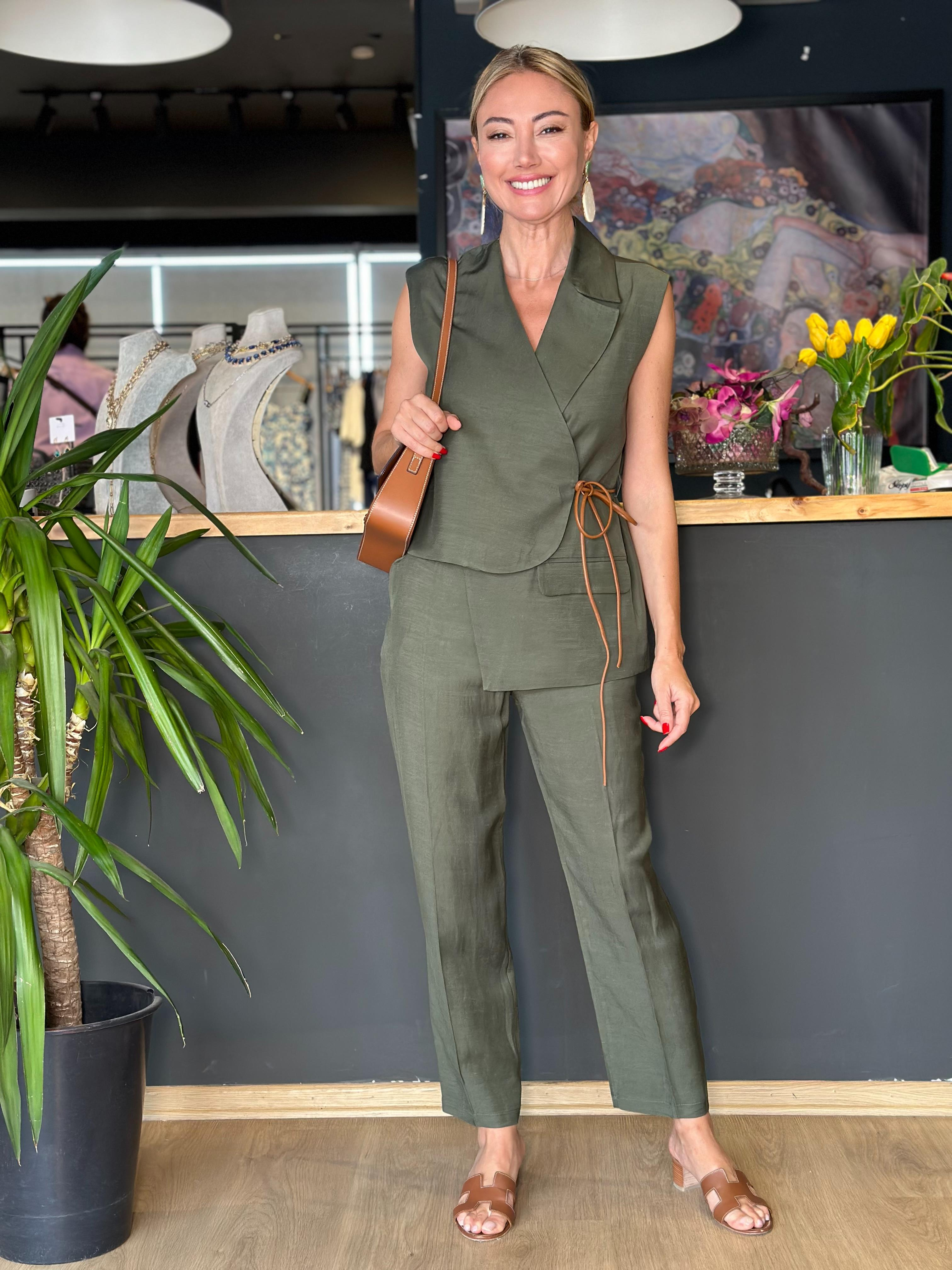 Haki Asimetrik Yelekli Özel Dikim Takım