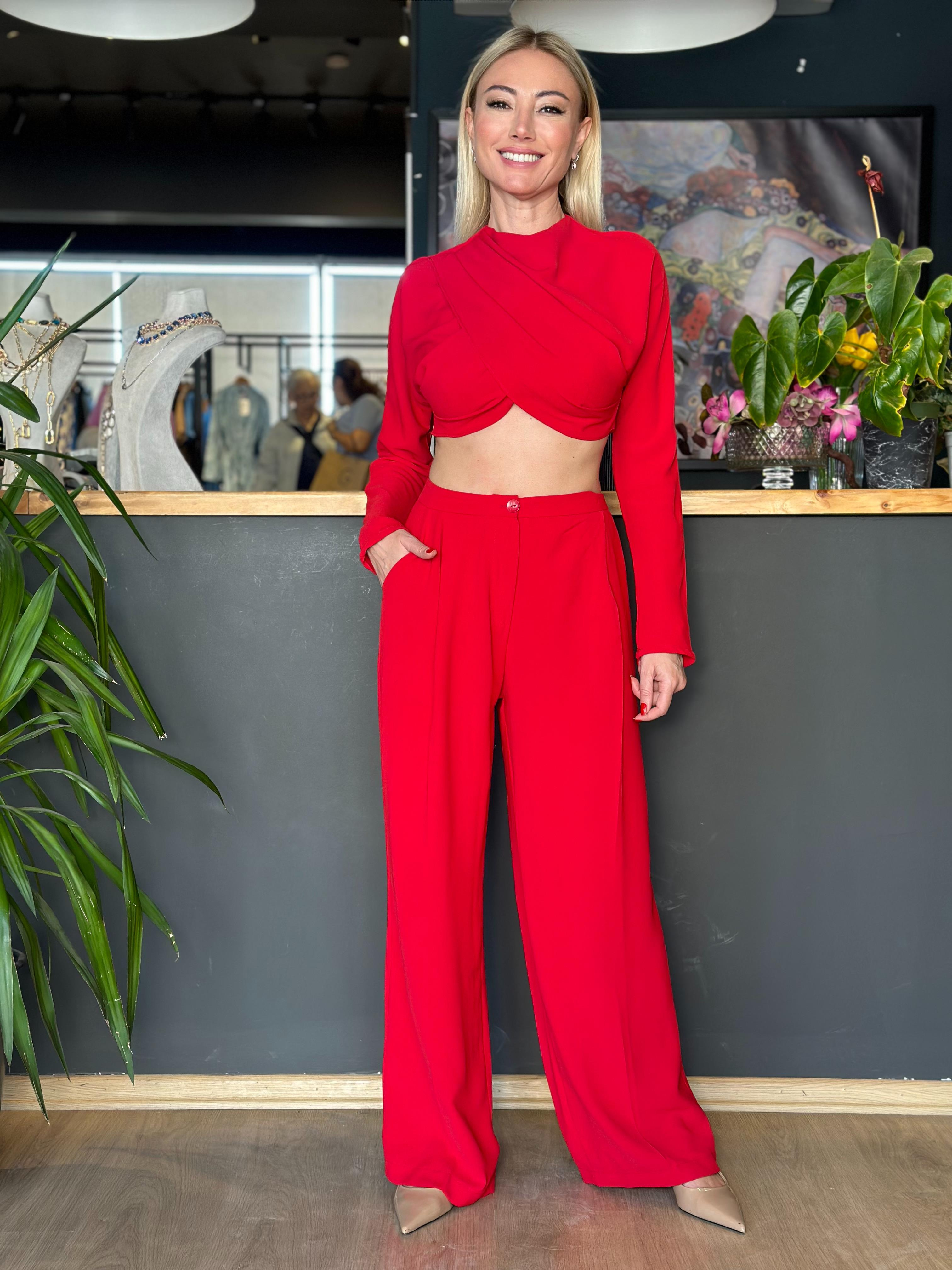 Kırmızı Crop Pantolon Takım