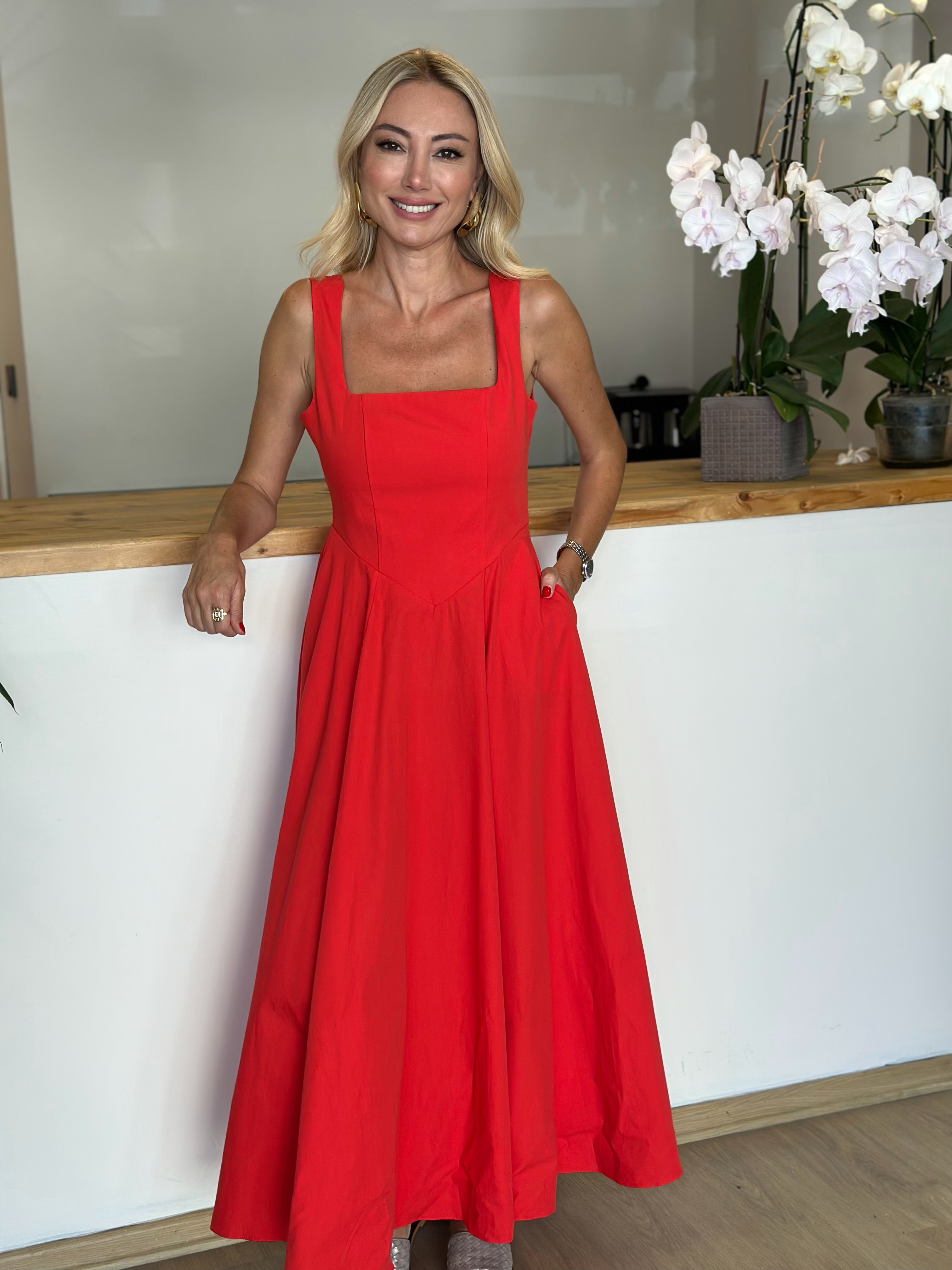 Kırmızı Prenses Model Elbise Askı00278