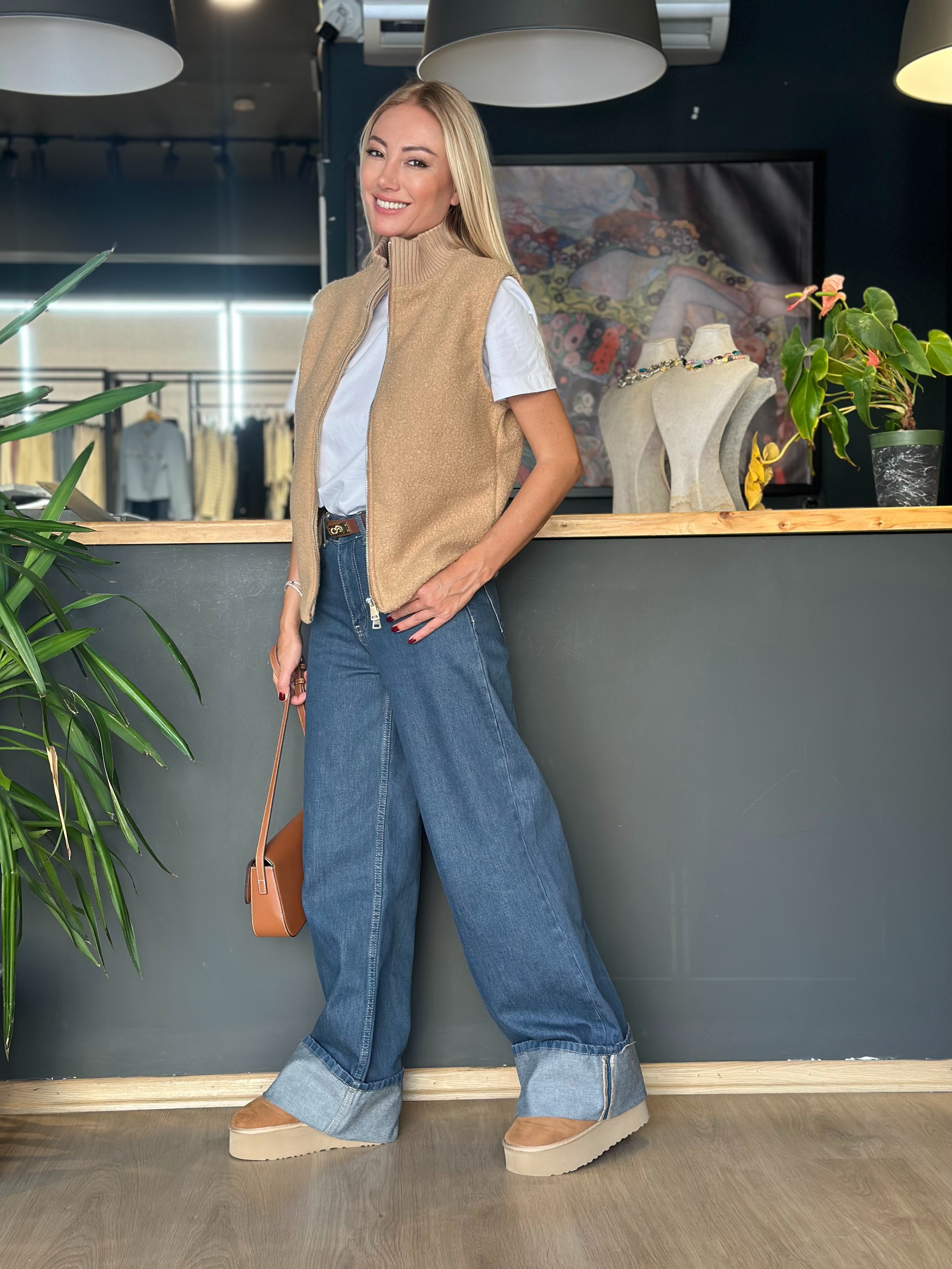 Marka Model Bej Yelek 