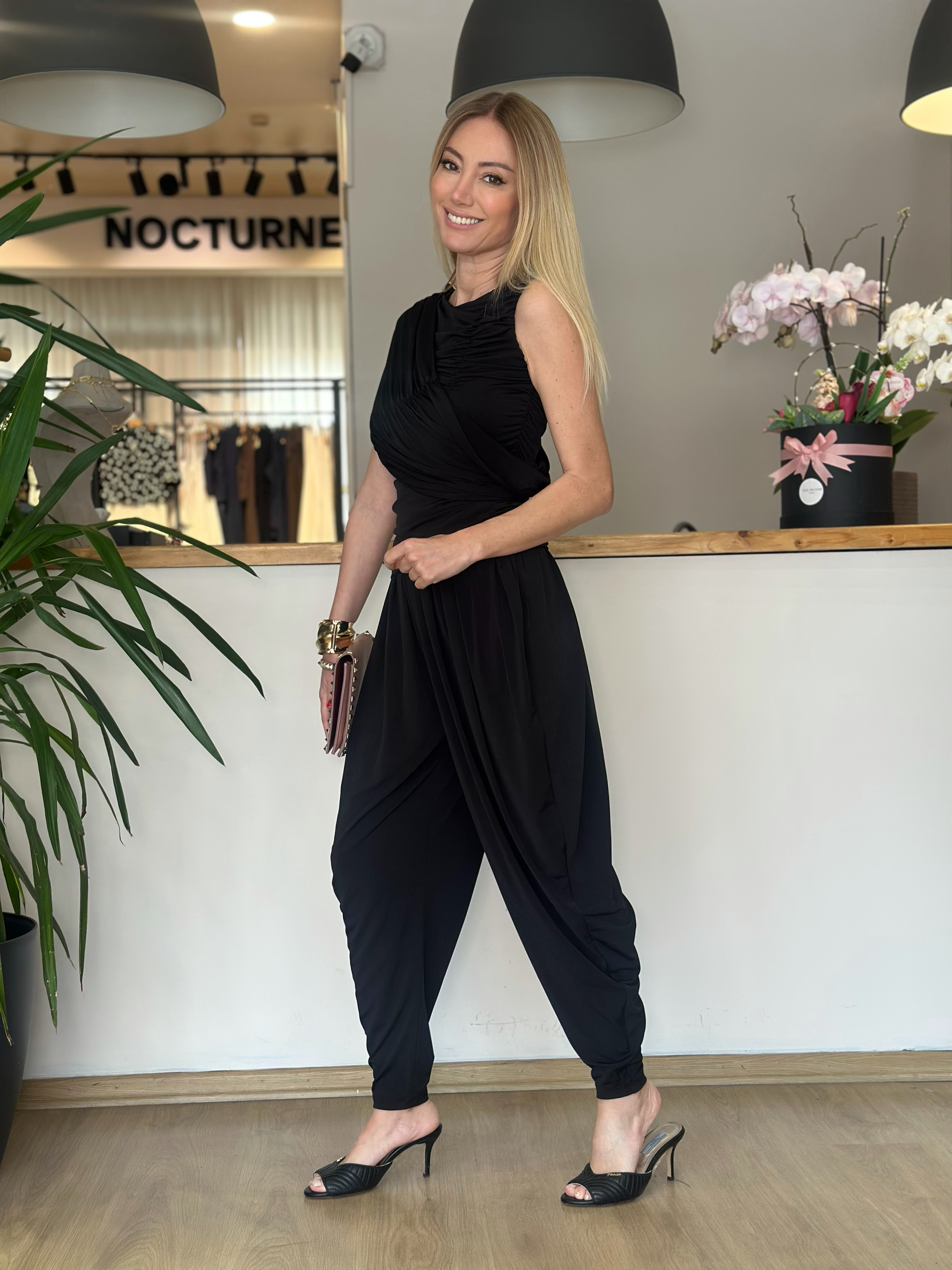 Marka Model Premium Siyah Havalı Takım