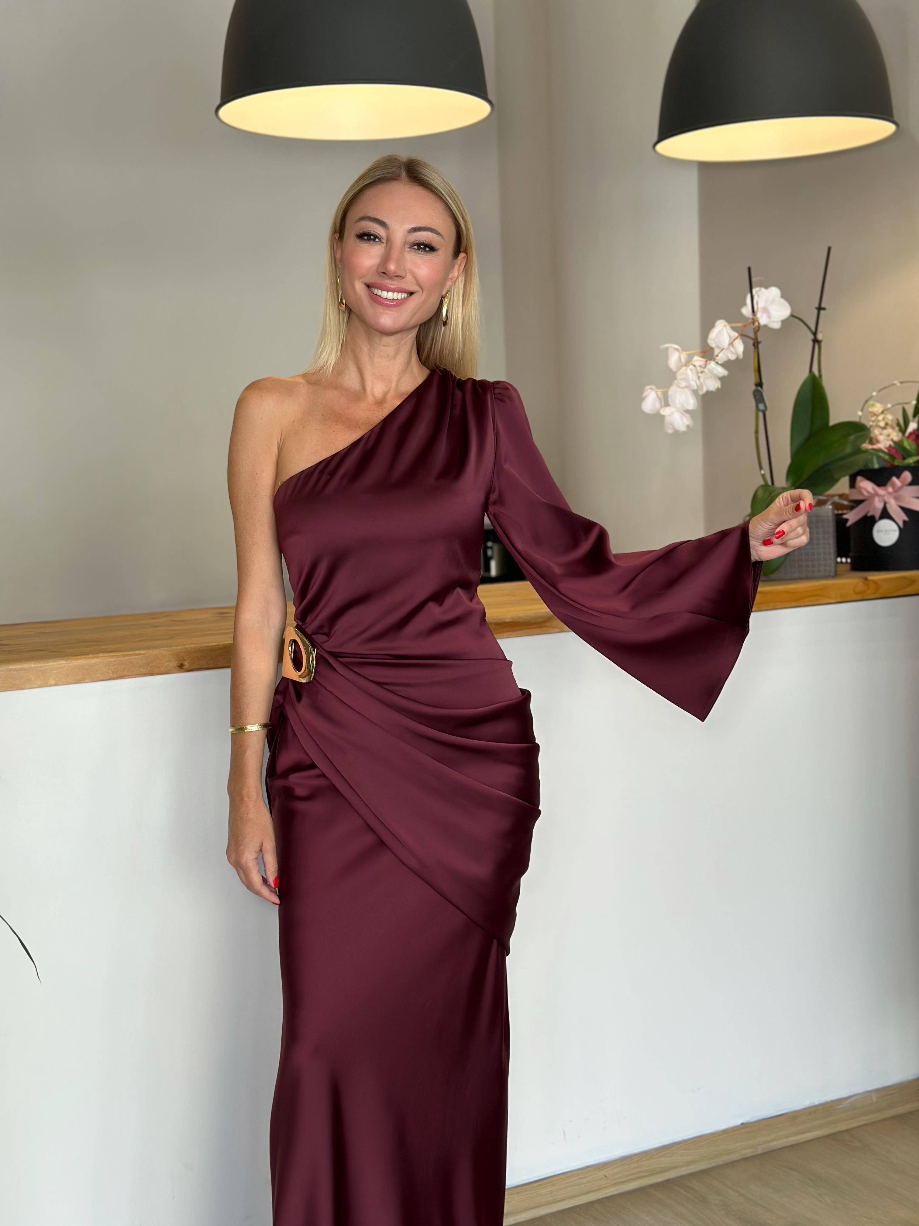 Mürdüm Drapeli Gold Toka Detaylı Tasarım Elbise Askı00364