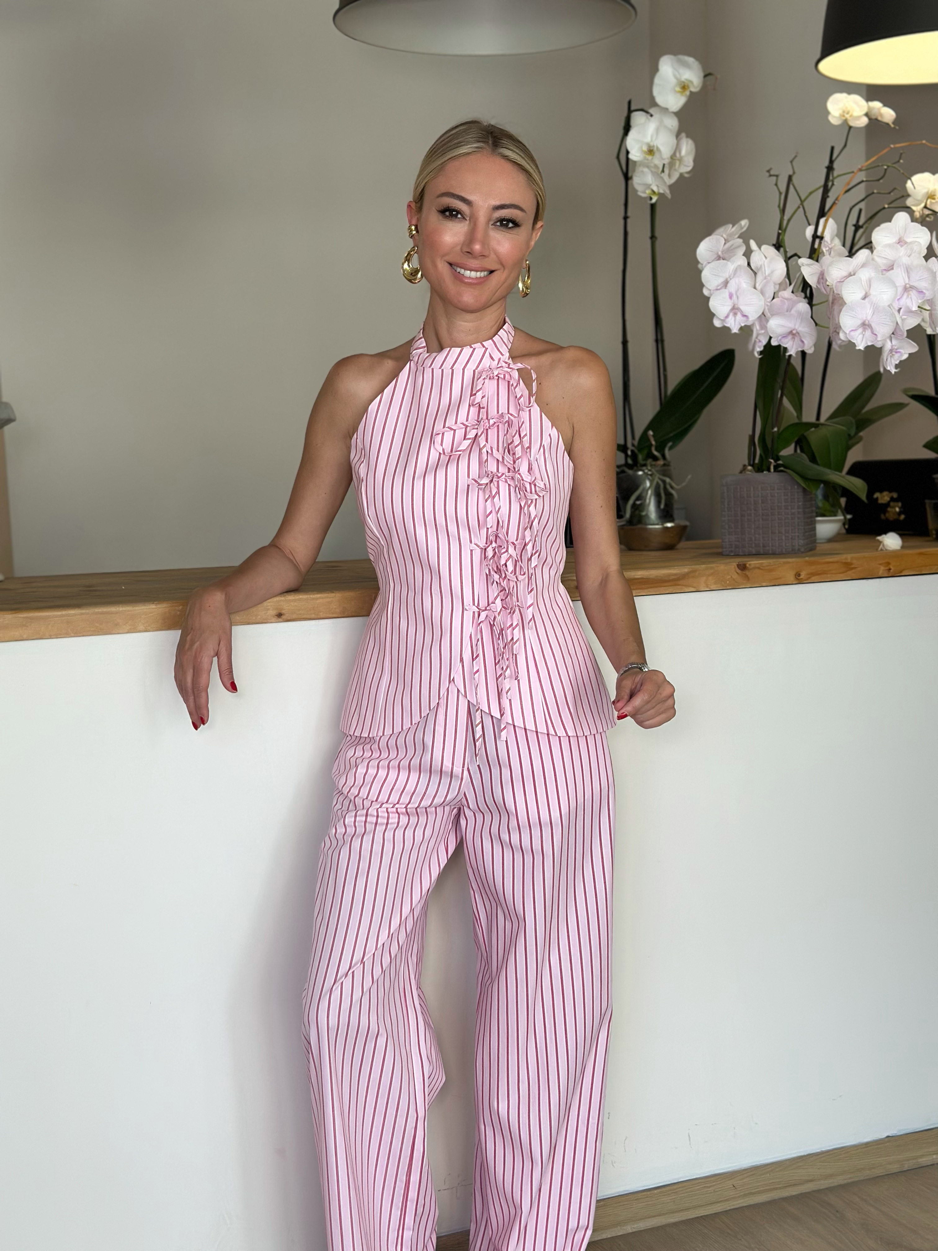 Pembe Çizgili Takım Askı00221