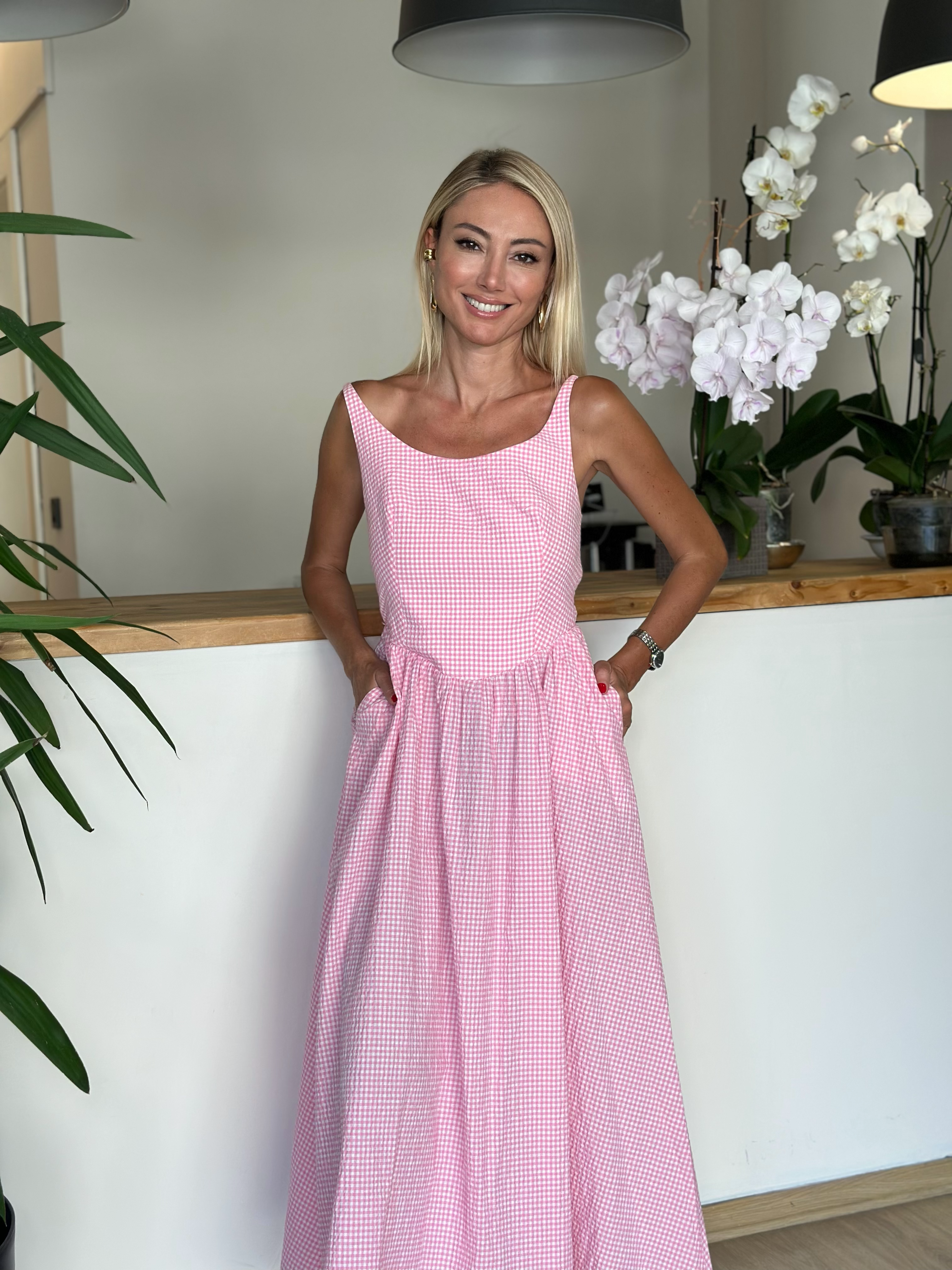 Pembe Pötikare Elbise Askı00265
