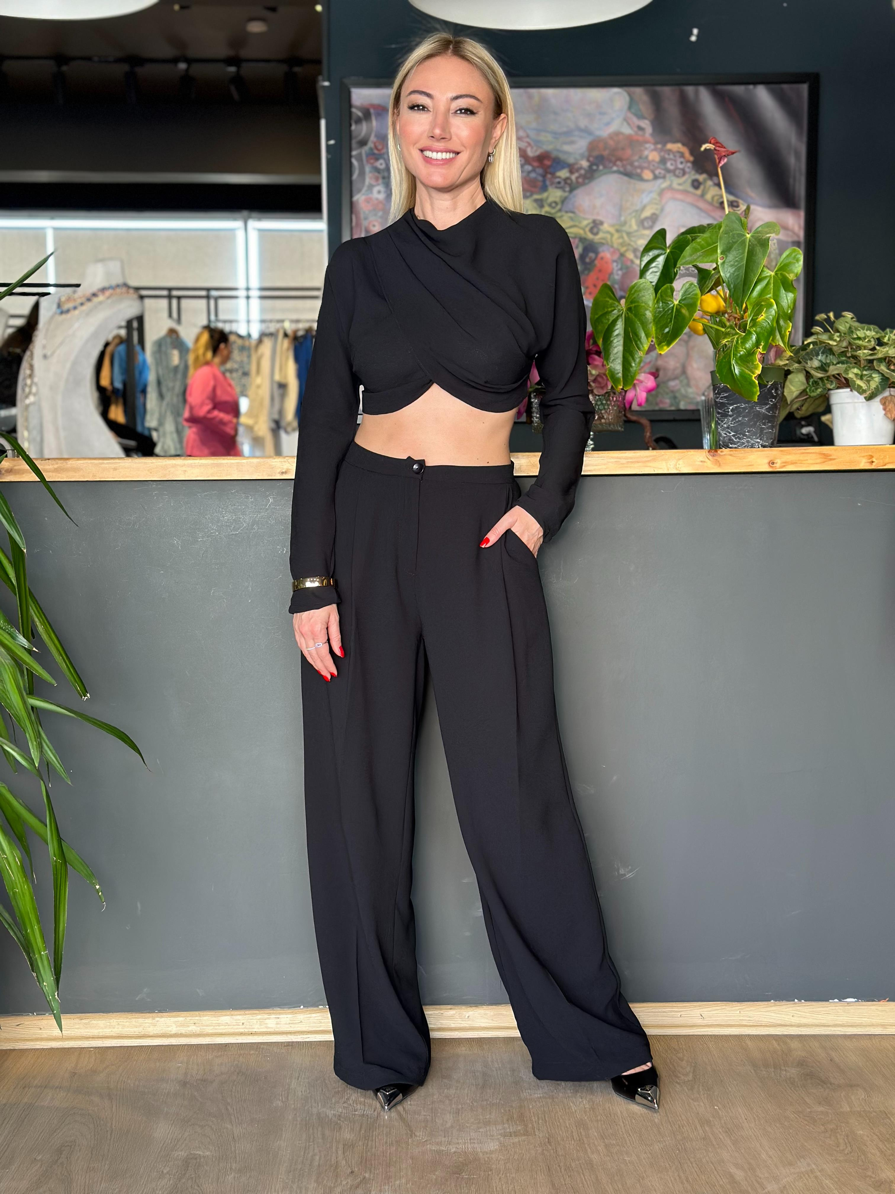 Siyah Crop Pantolon Takım