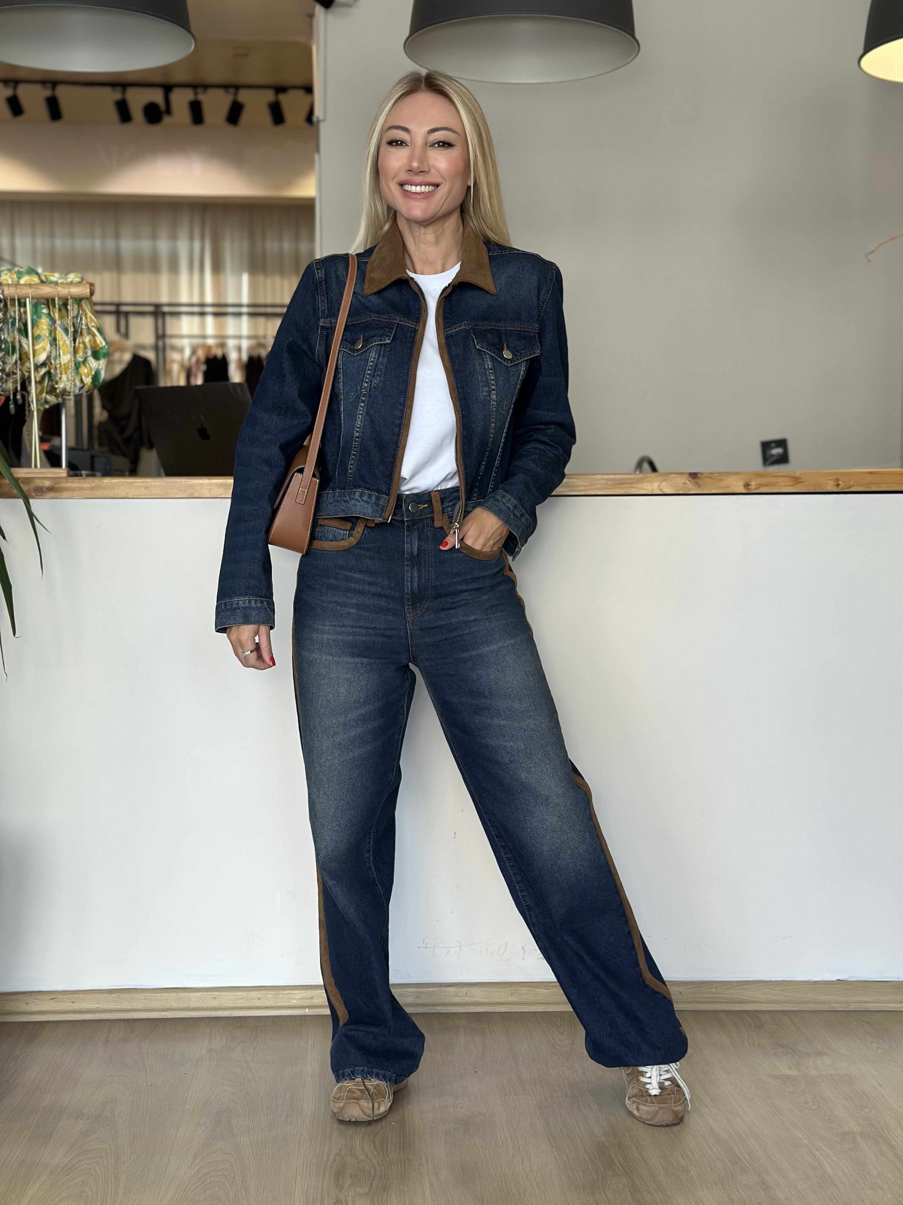 Süet Detaylı Jean Askı00372
