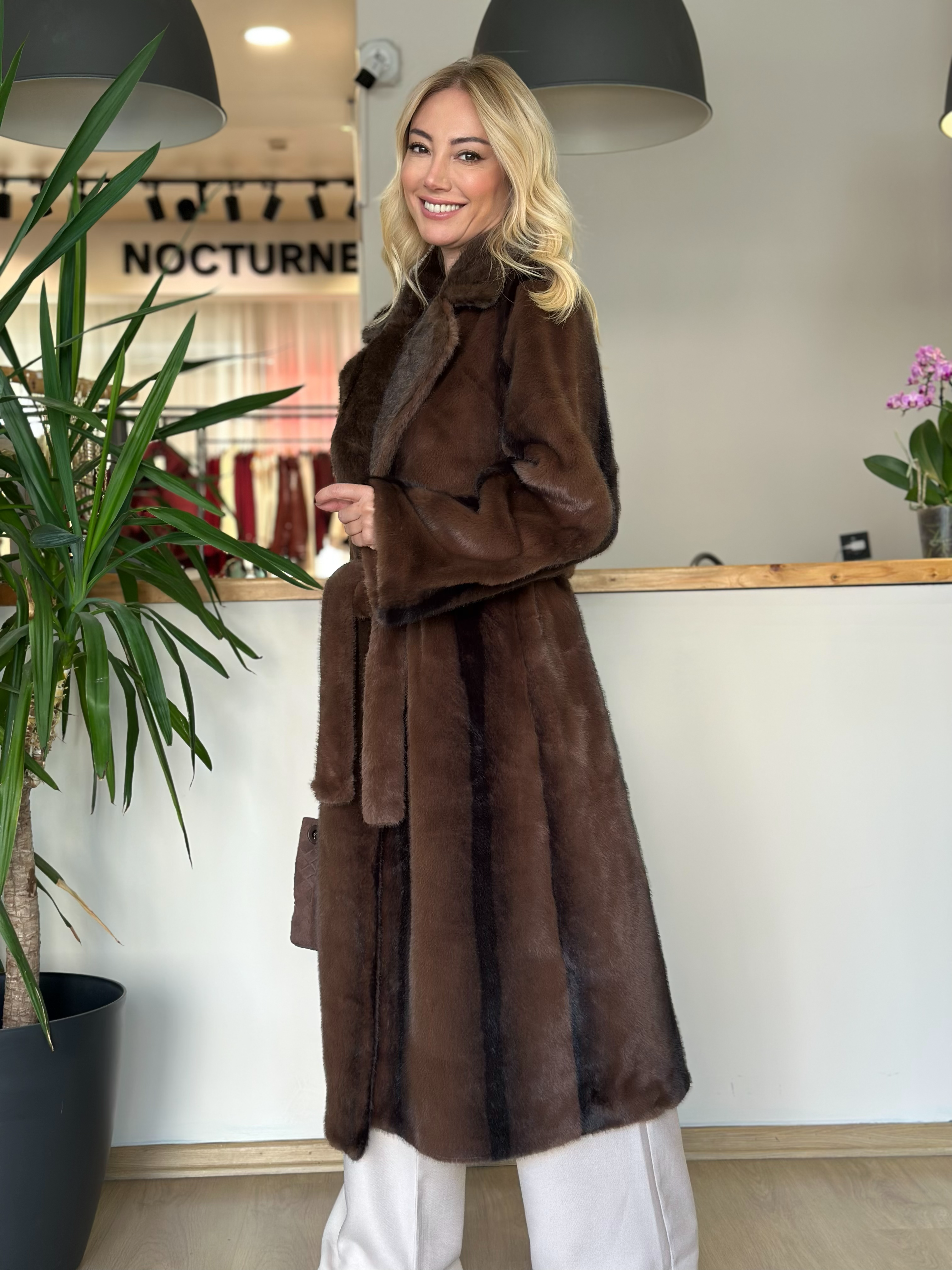 Suni Kahve Kürk Askı00256