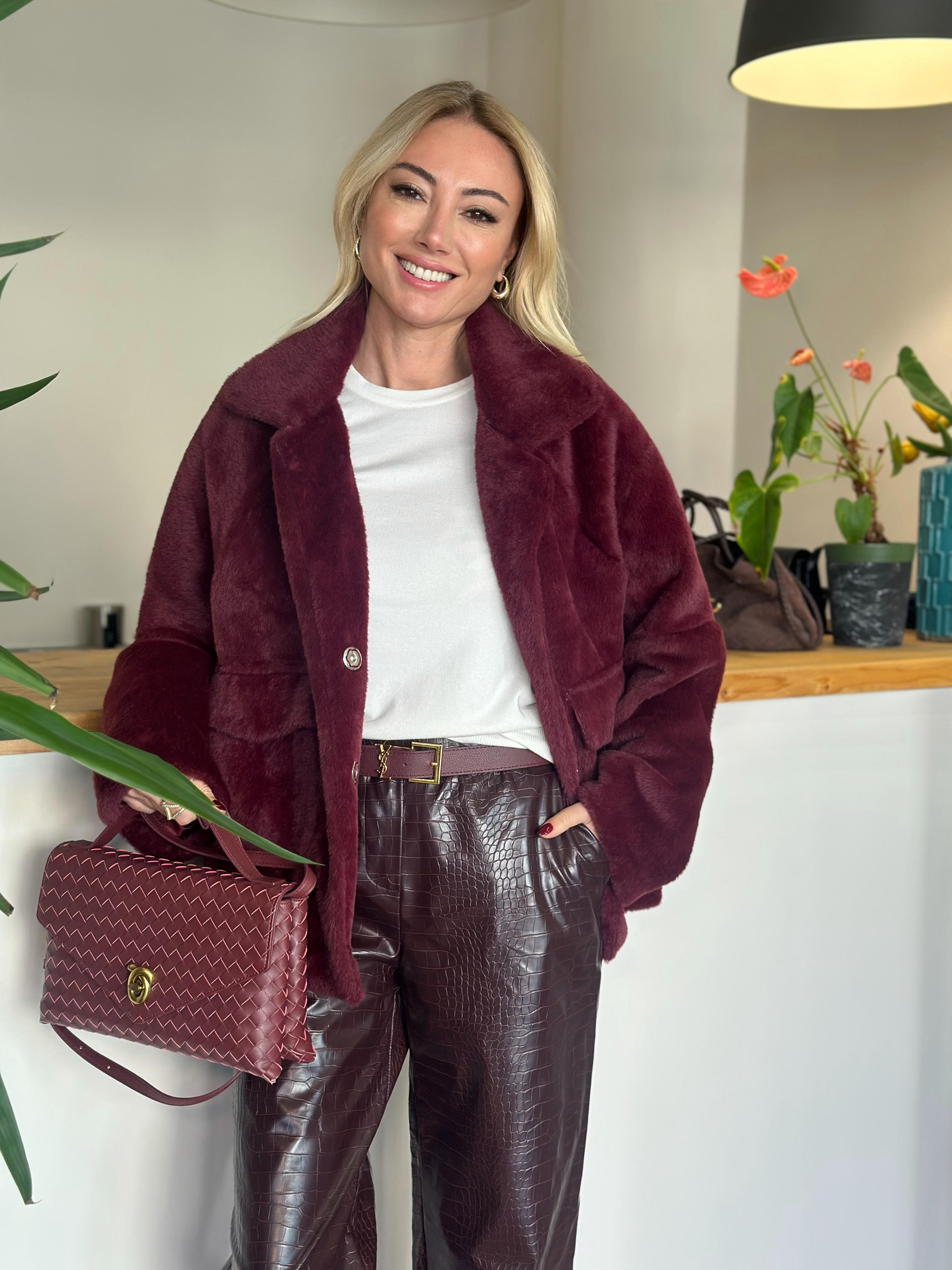 Yumoş Bordo Kaban Askı00239