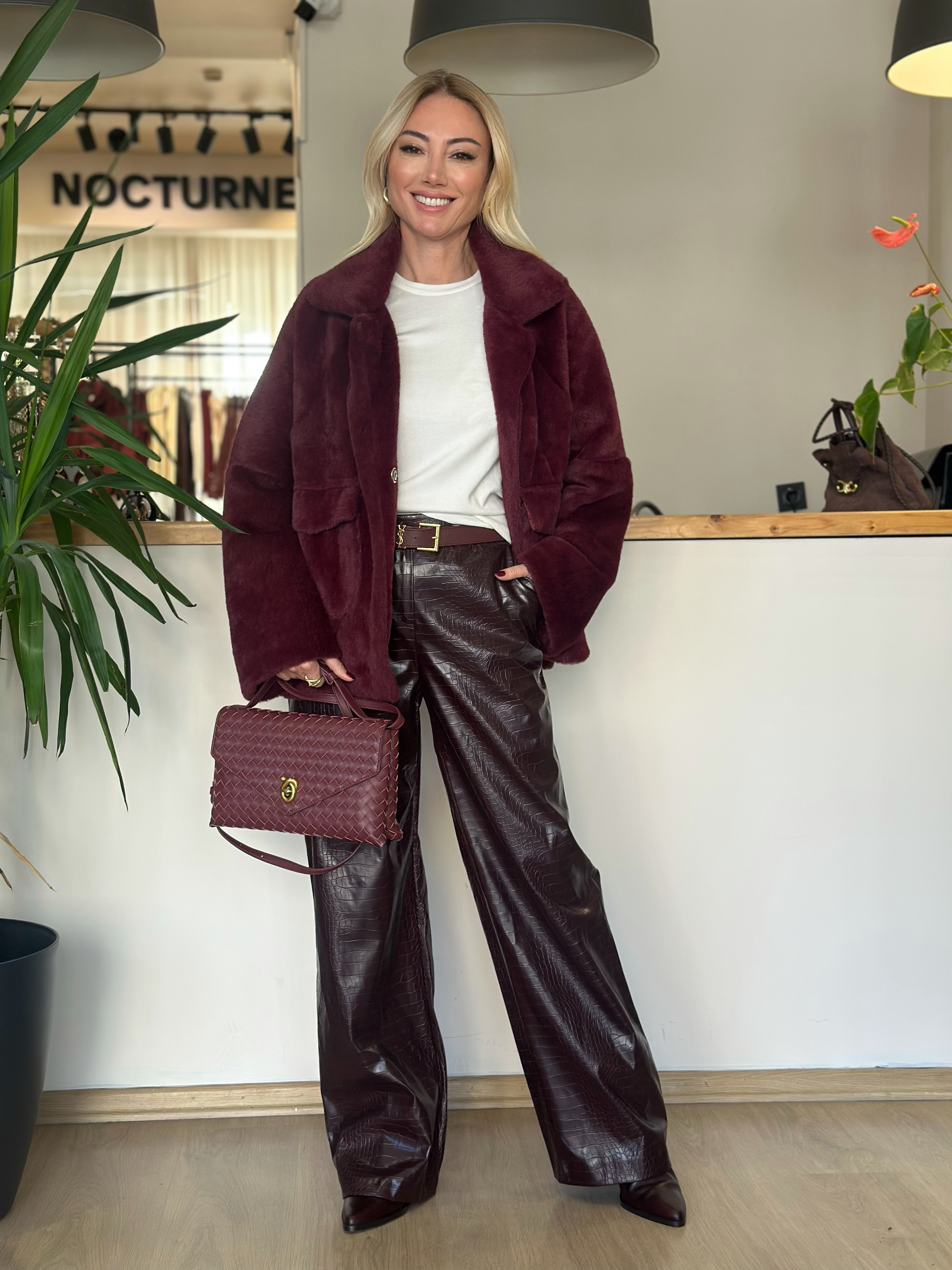 Yumoş Bordo Kaban Askı00239