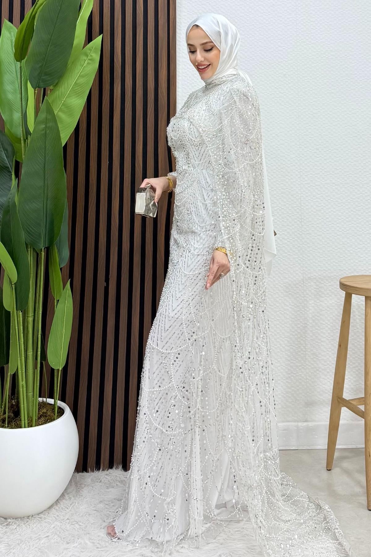 Alissa Abiye Beyaz