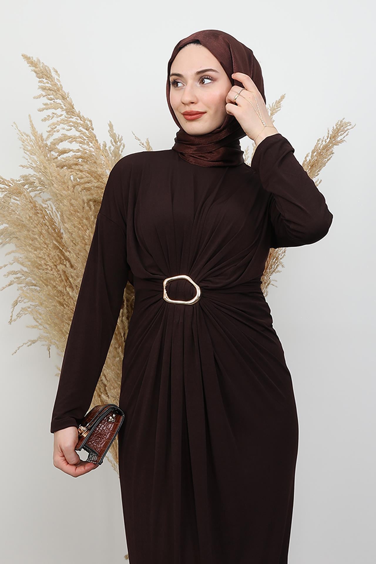 Almira Tokalı Elbise Acı Kahve