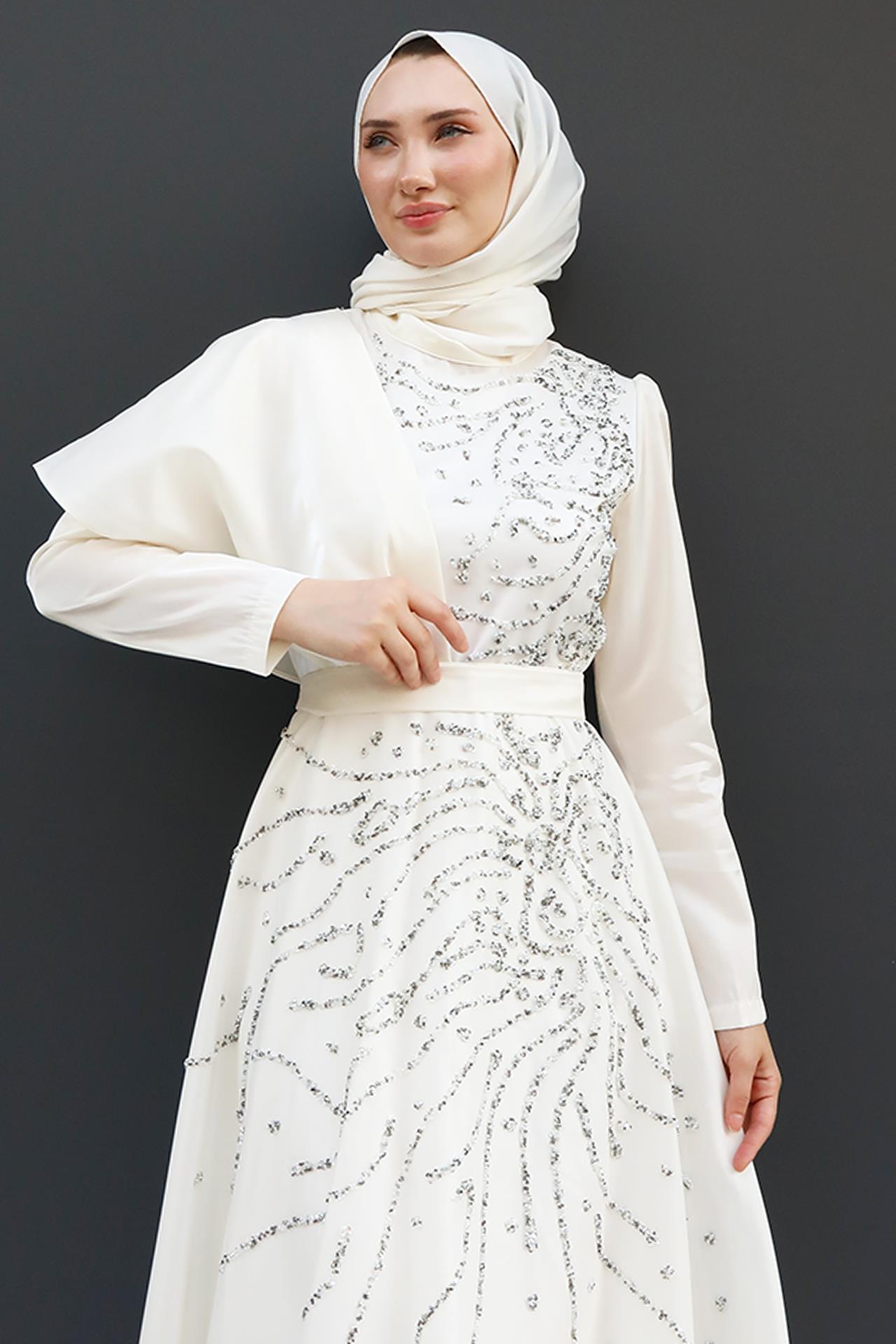 Ayça Tesettür Abiye Kırık Beyaz