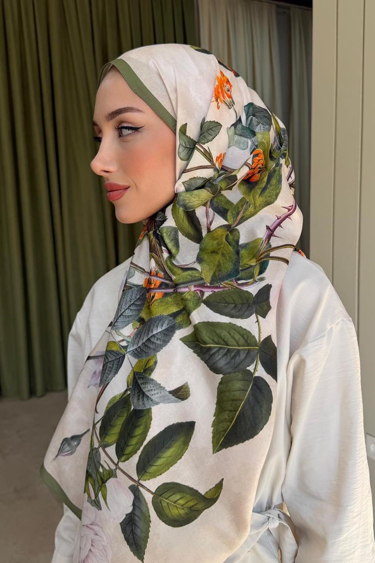 Azra Şal Haki