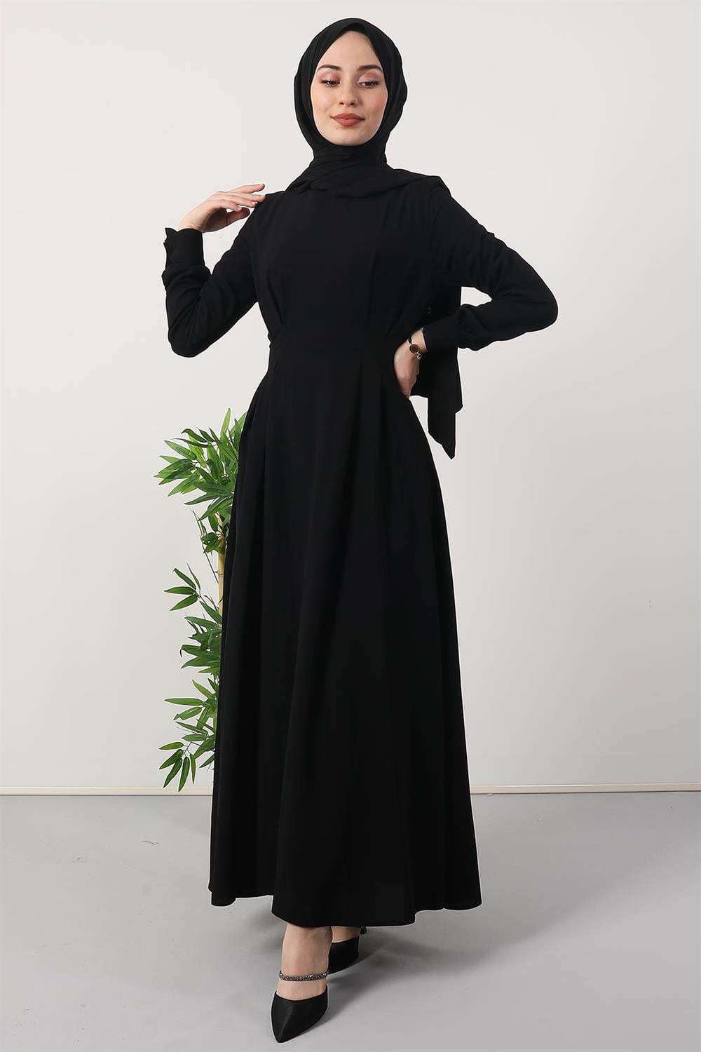 Belden Oturtmalı Elbise Siyah