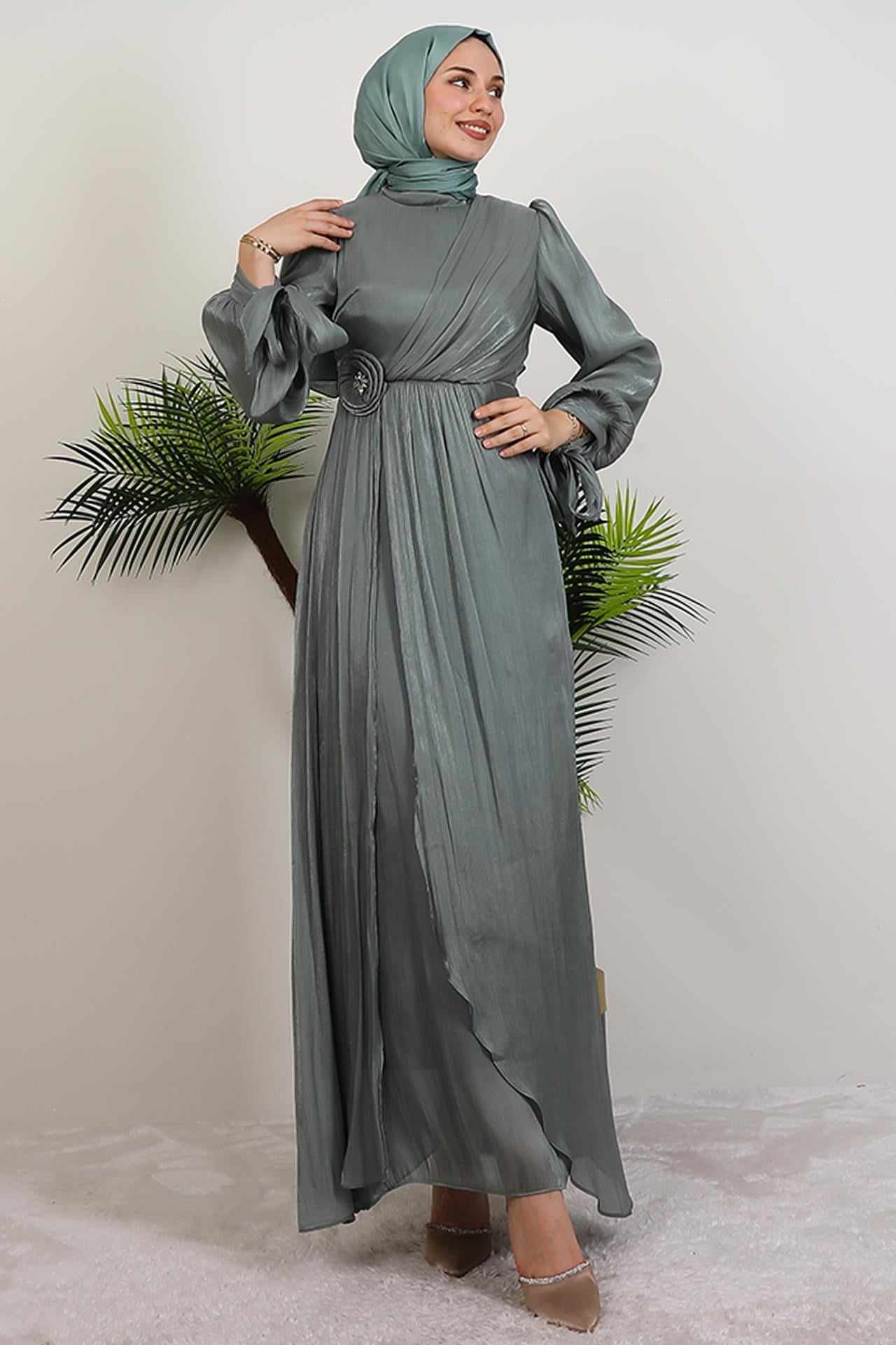Beli Gül Detay Abiye Soft Yeşil