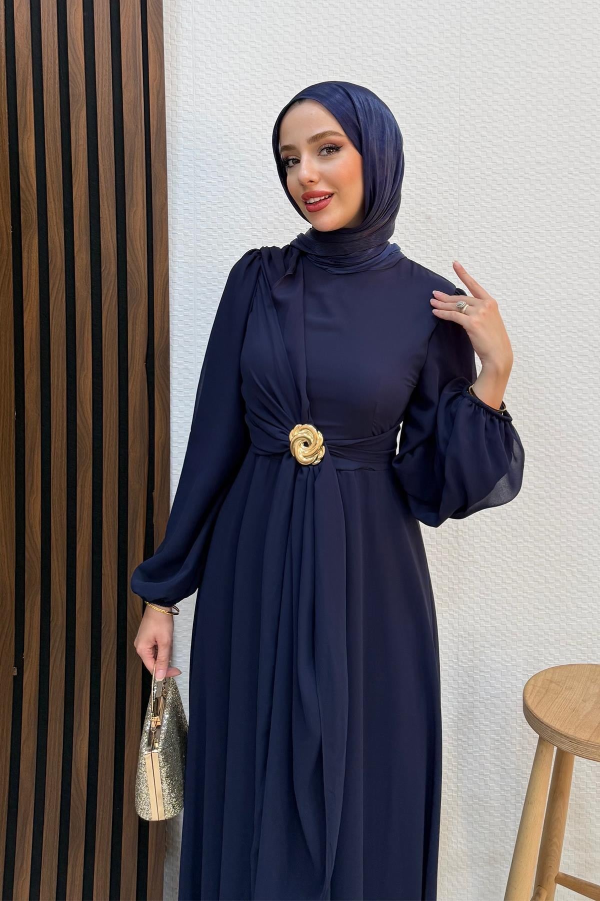 Broş Bağlama Elbise Lacivert