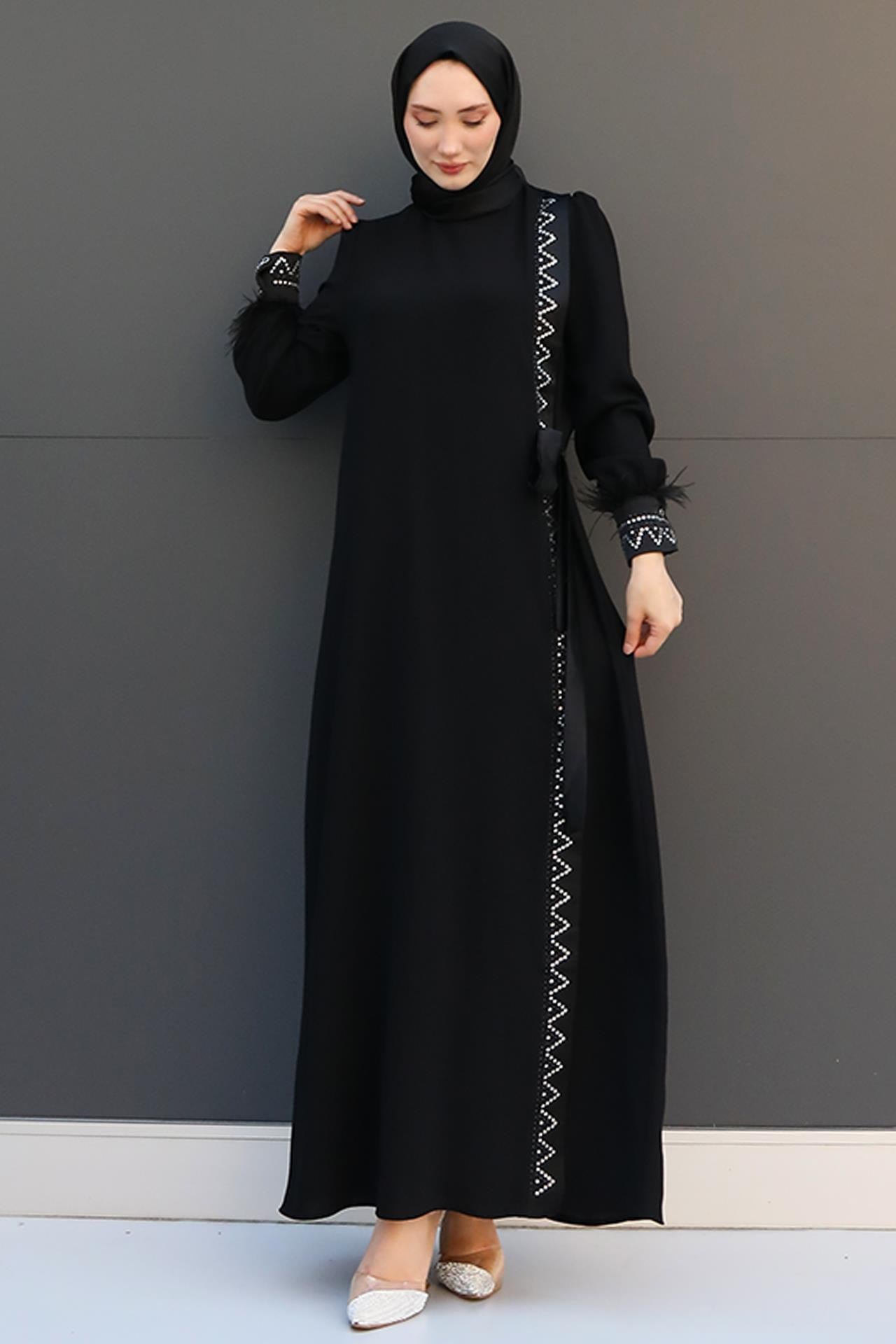Busem Siyah Elbise