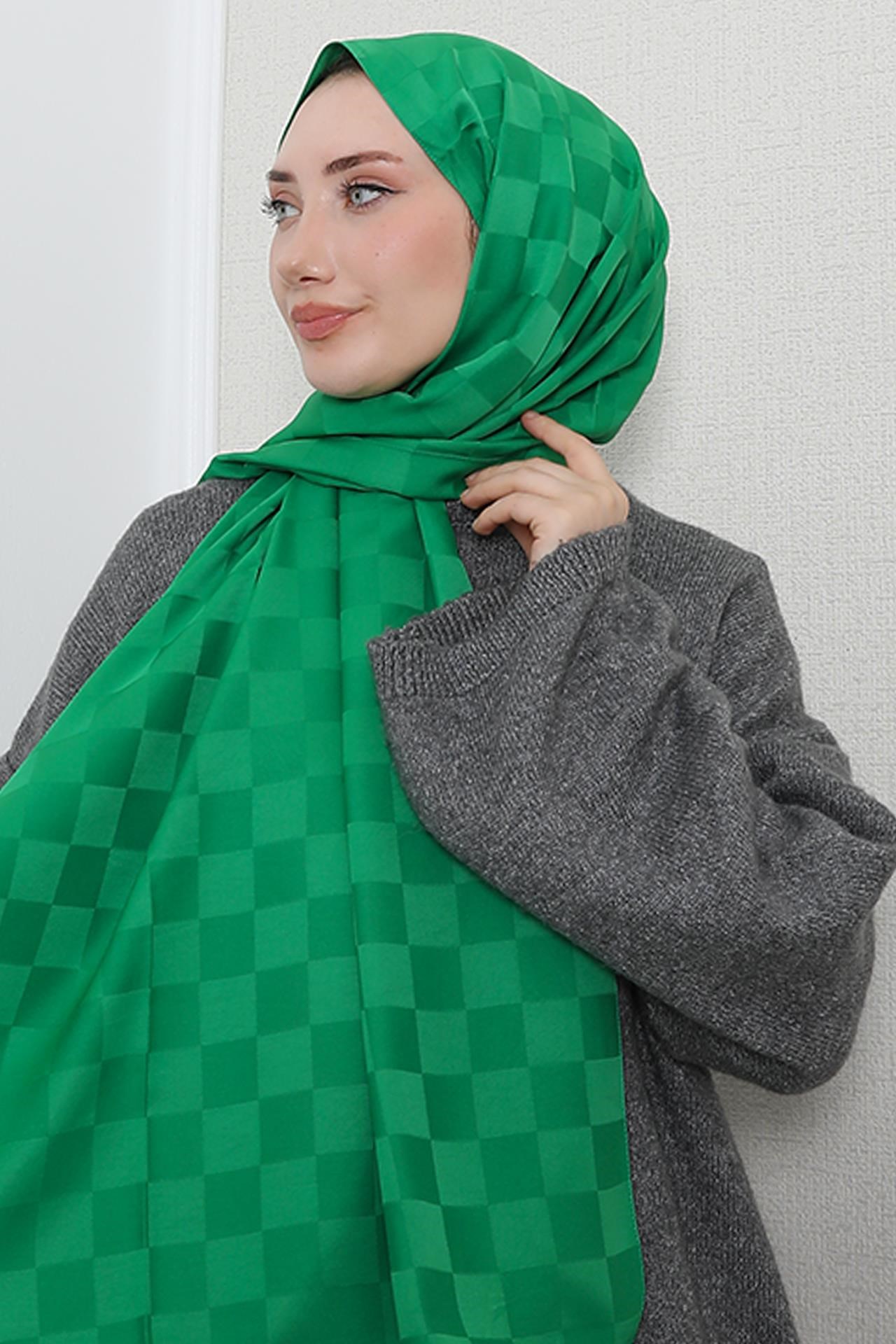 Dama Desen Şal Benetton