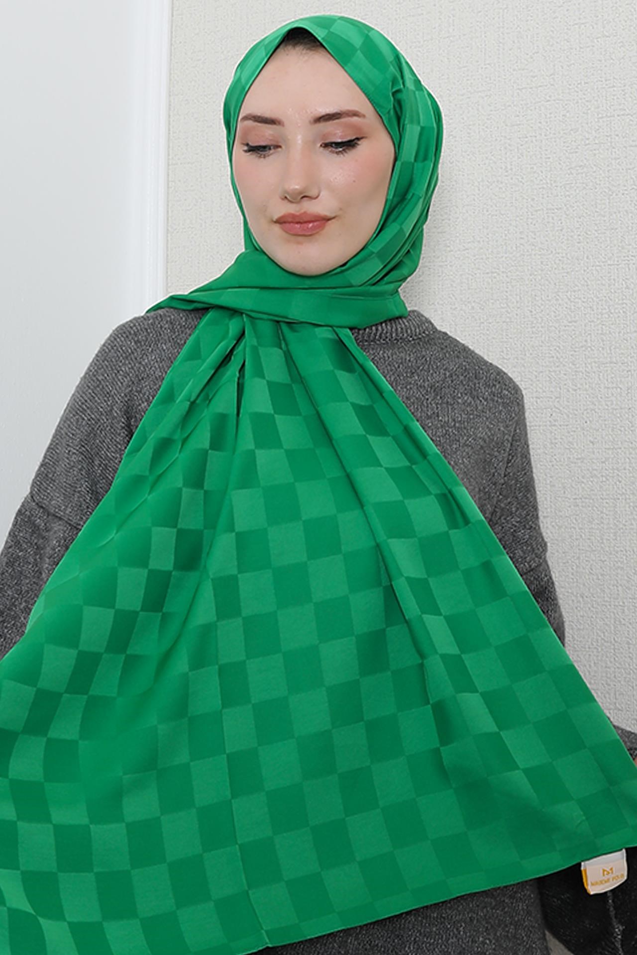 Dama Desen Şal Benetton