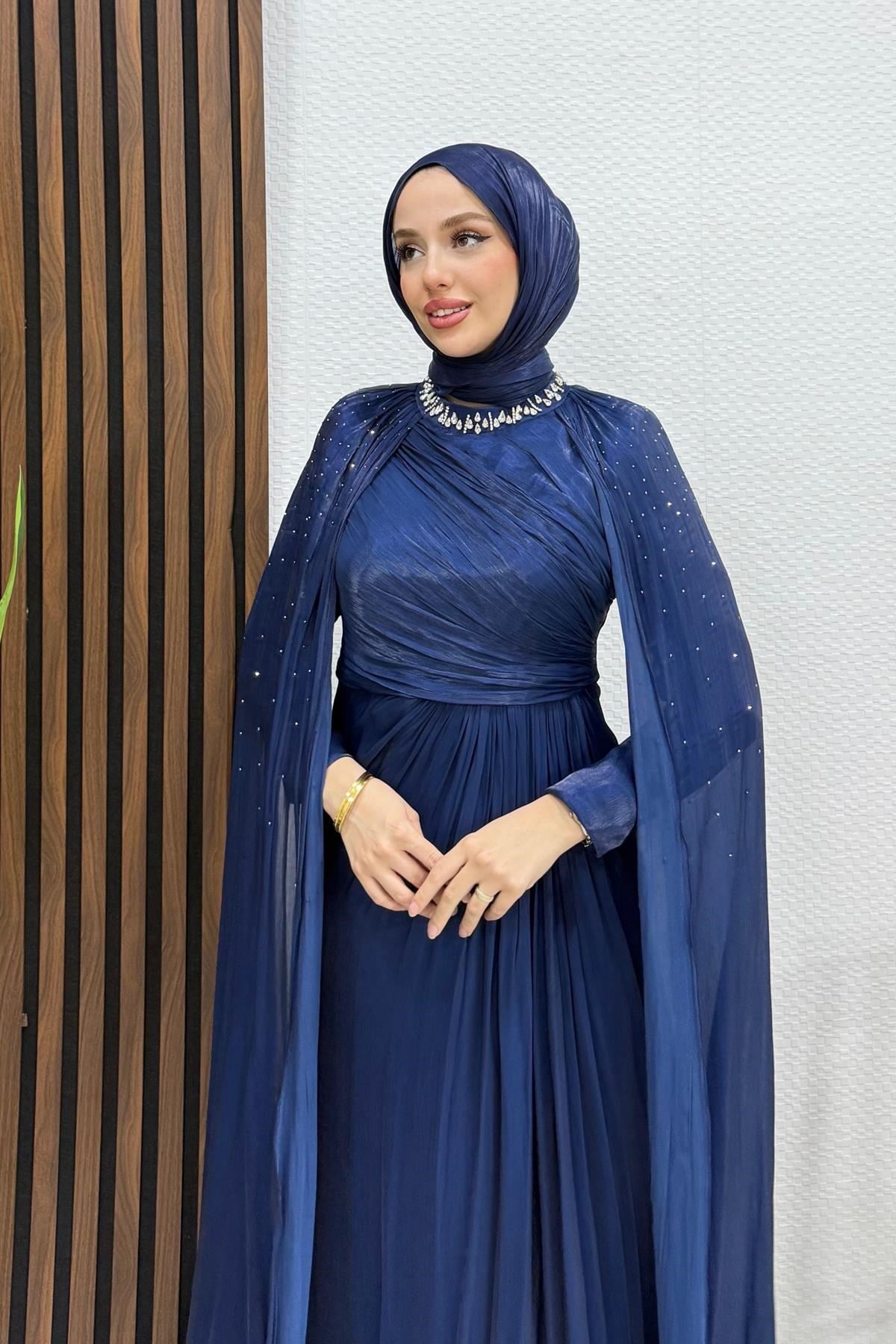 Damla Yaka Abiye Lacivert