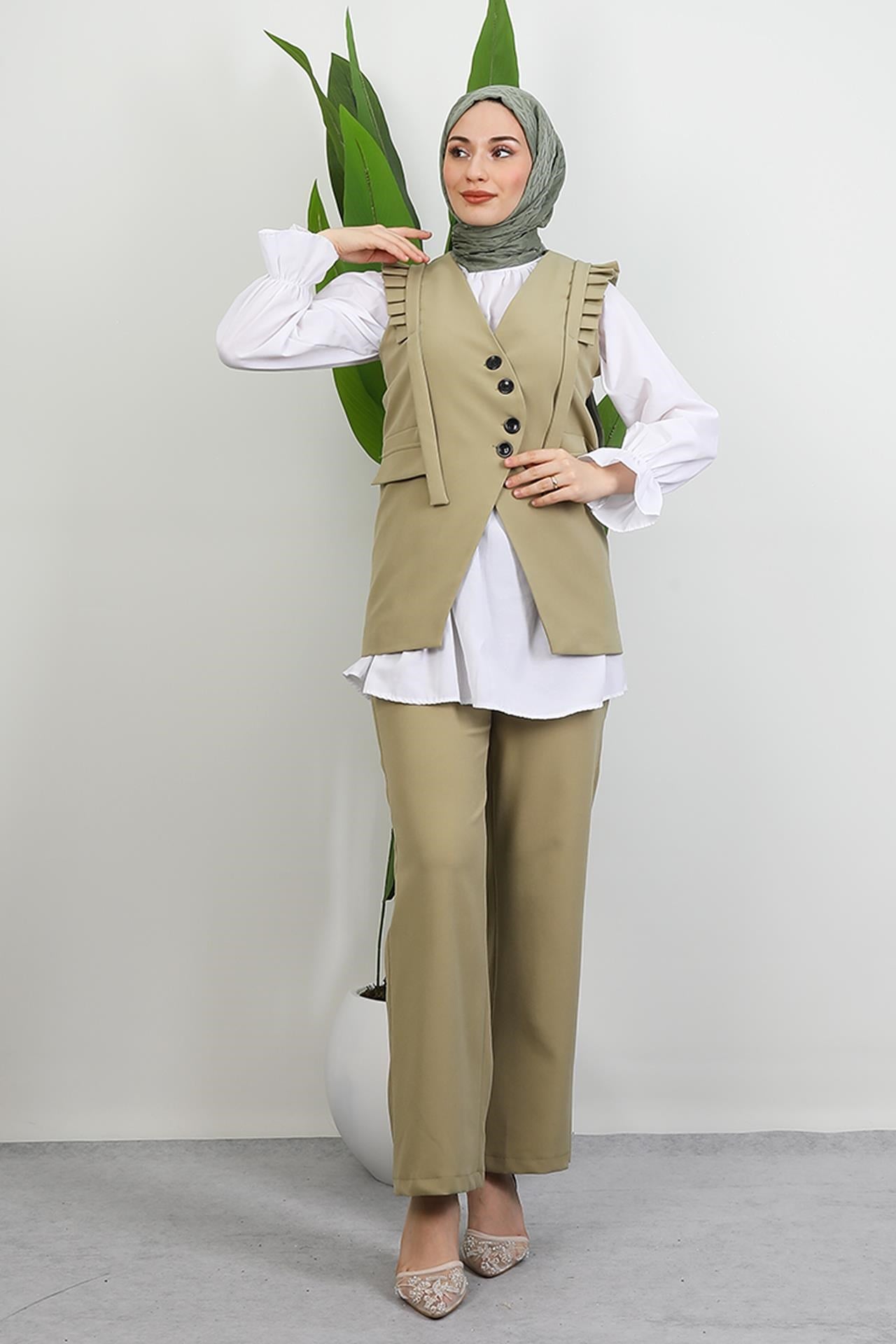 Devin Fırfır Detay Takım Soft Yeşil