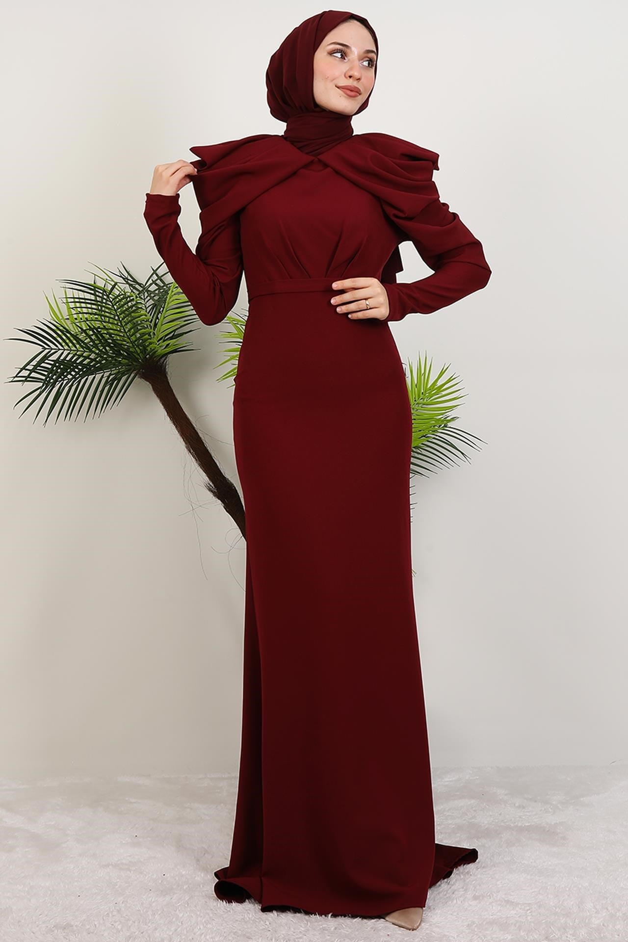 Elena Omuz Detay Abiye Bordo