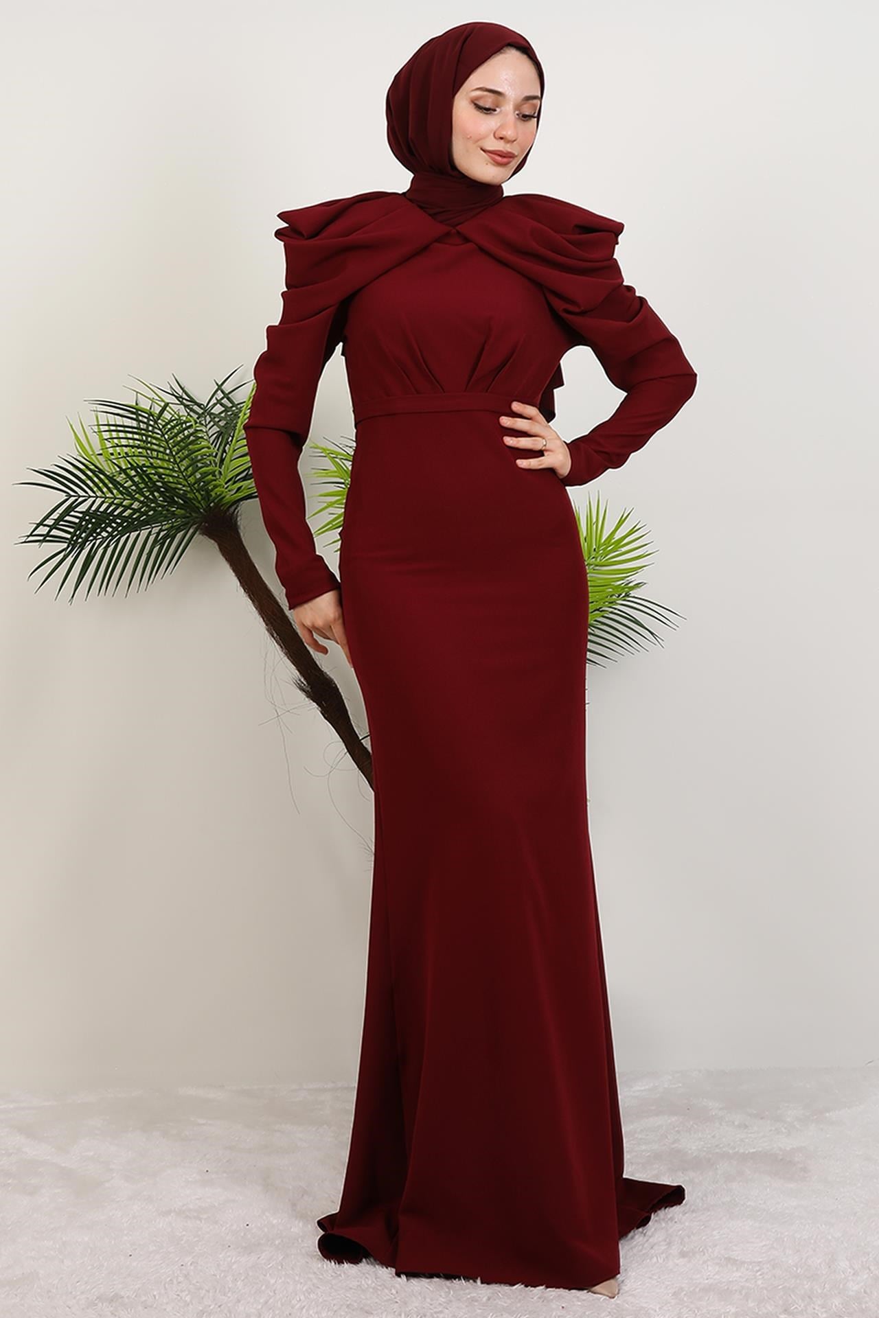 Elena Omuz Detay Abiye Bordo