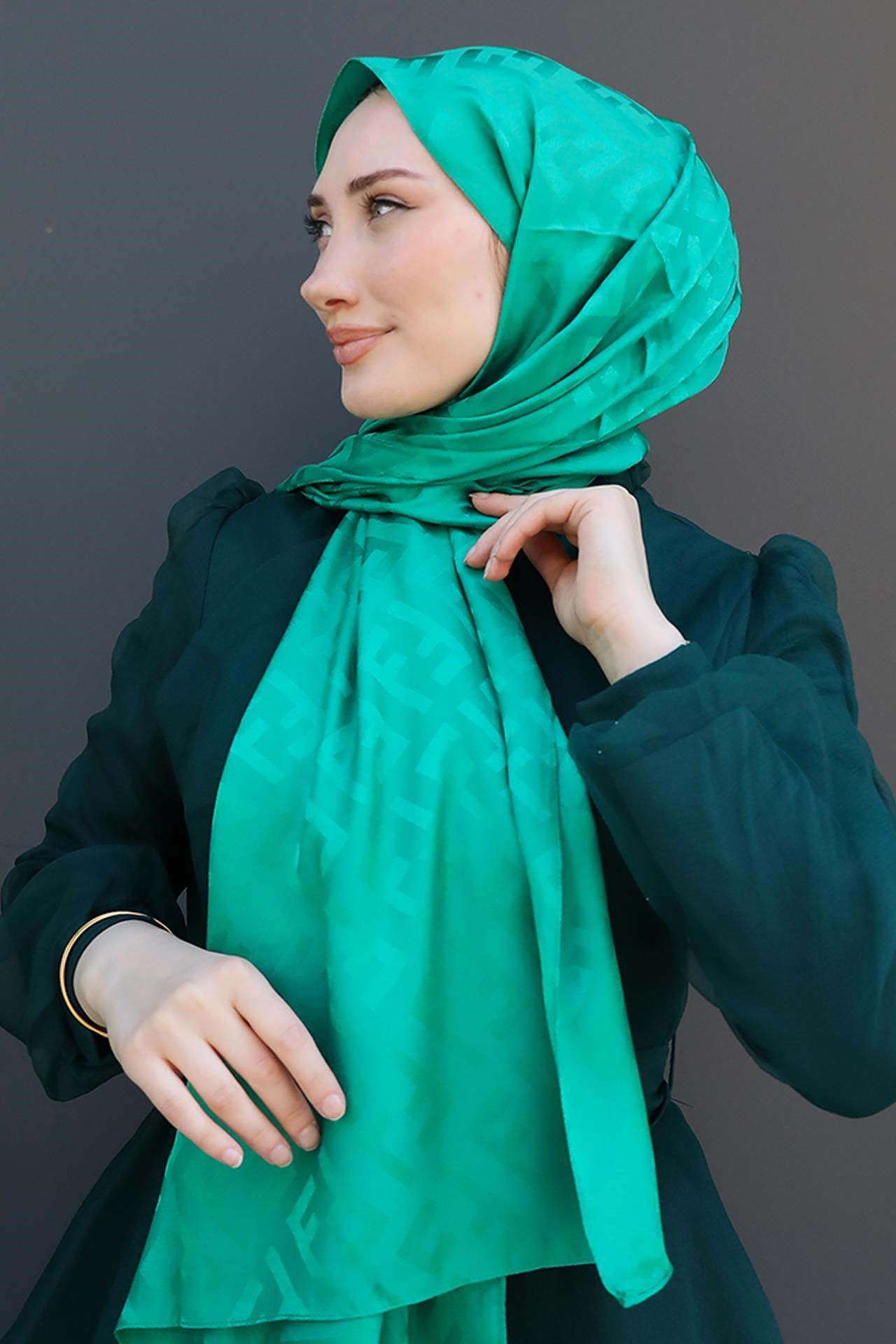 F Desen Şal Benetton