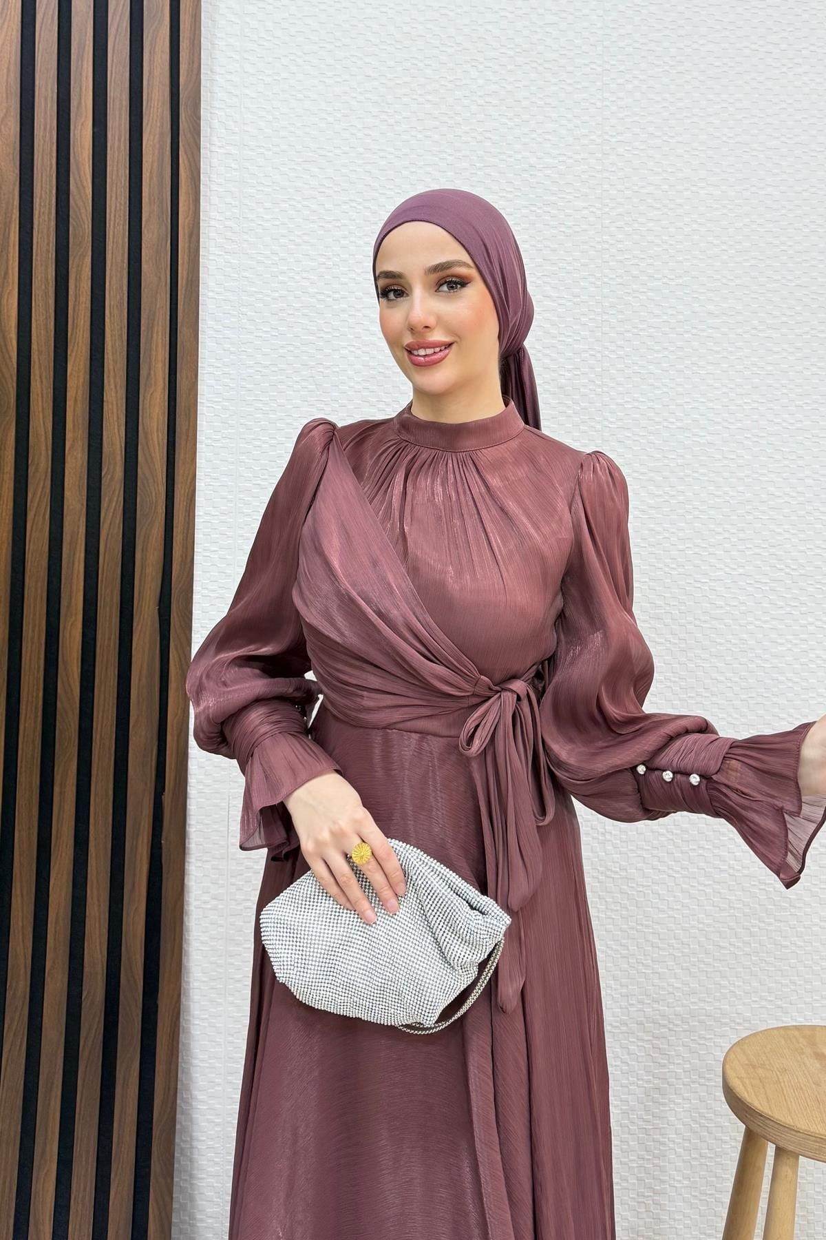 Fiyonk Detay İpek Abiye Gül Kahve
