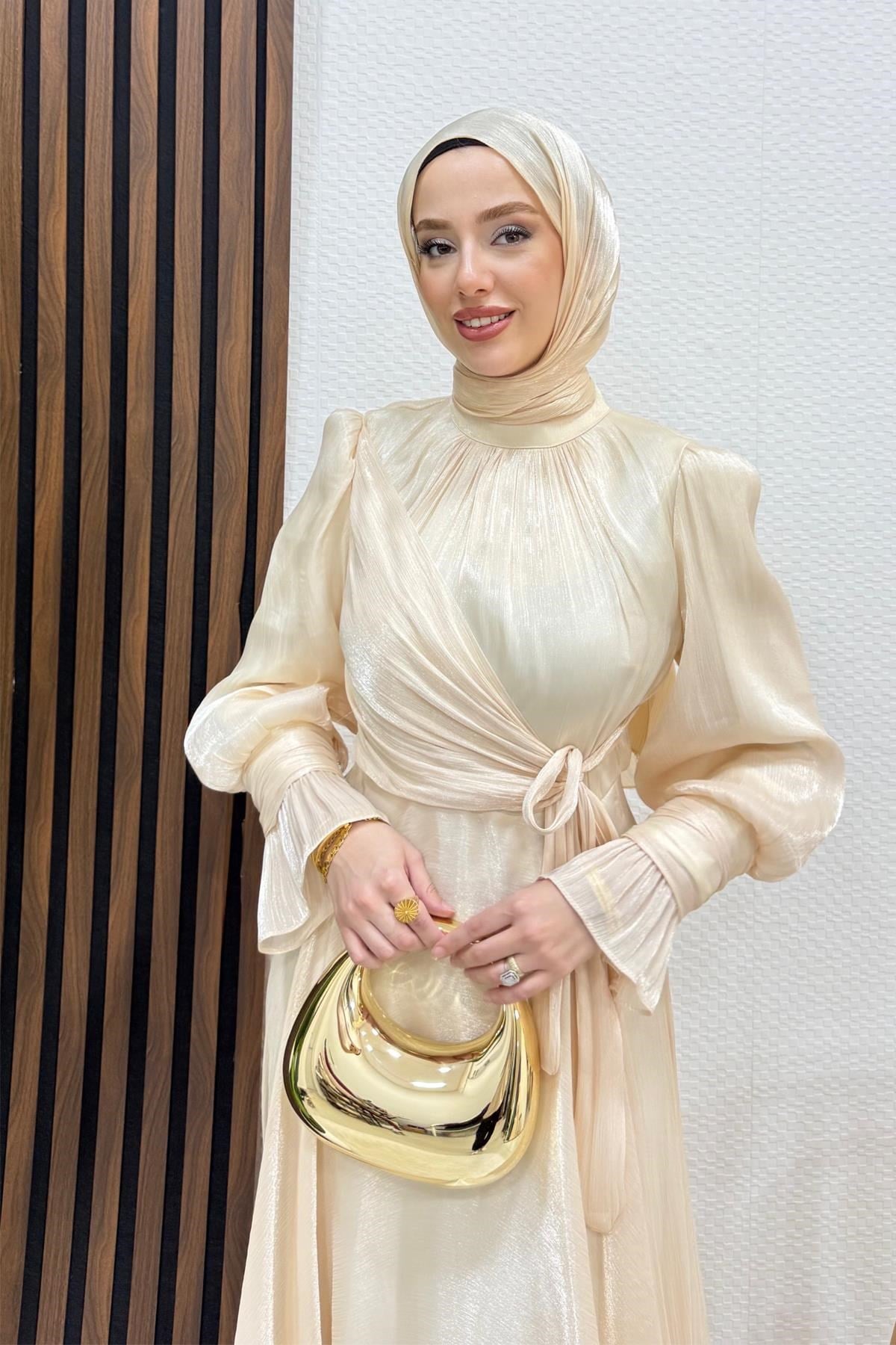 Fiyonk Detay İpek Abiye Kavuniçi