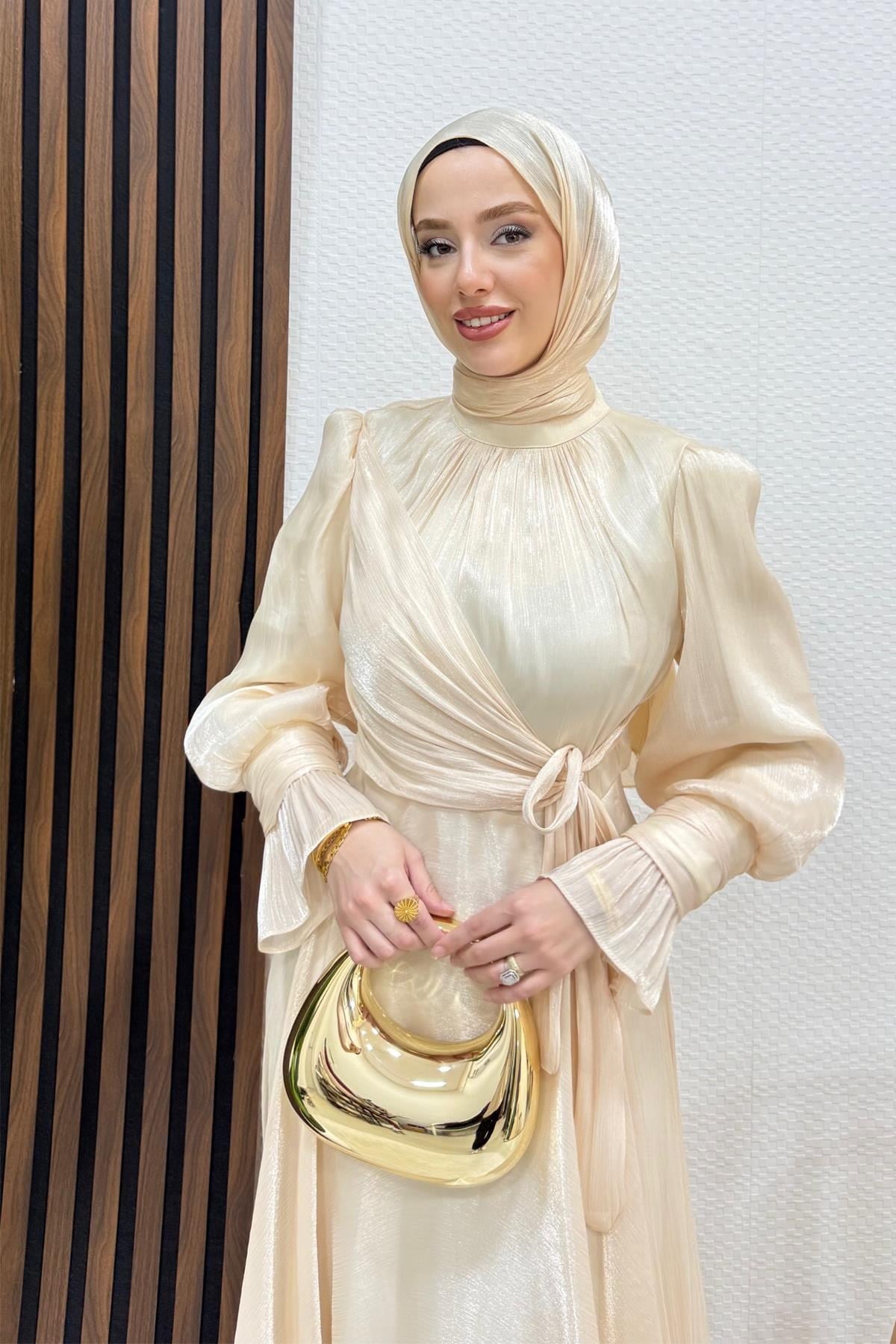 Fiyonk Detay İpek Abiye Kavuniçi