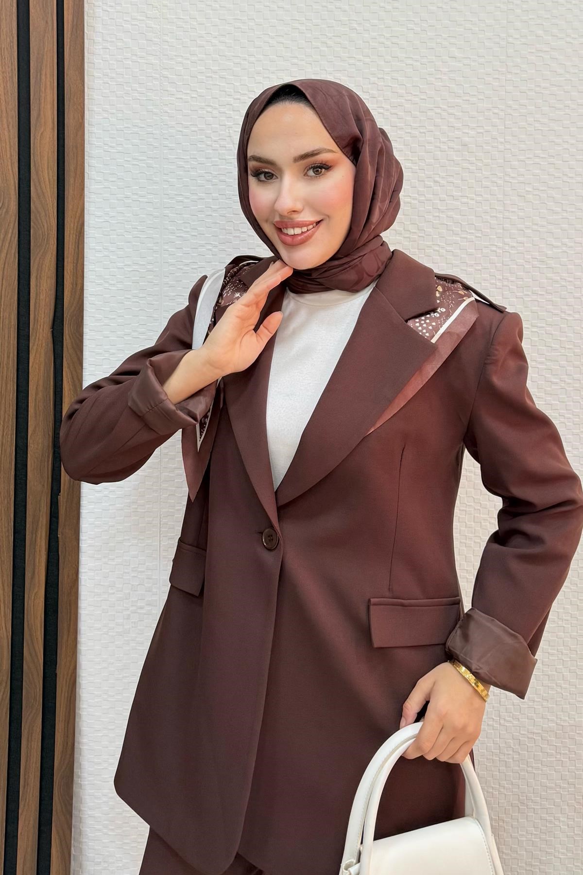 Flar Detay Takım Kahve