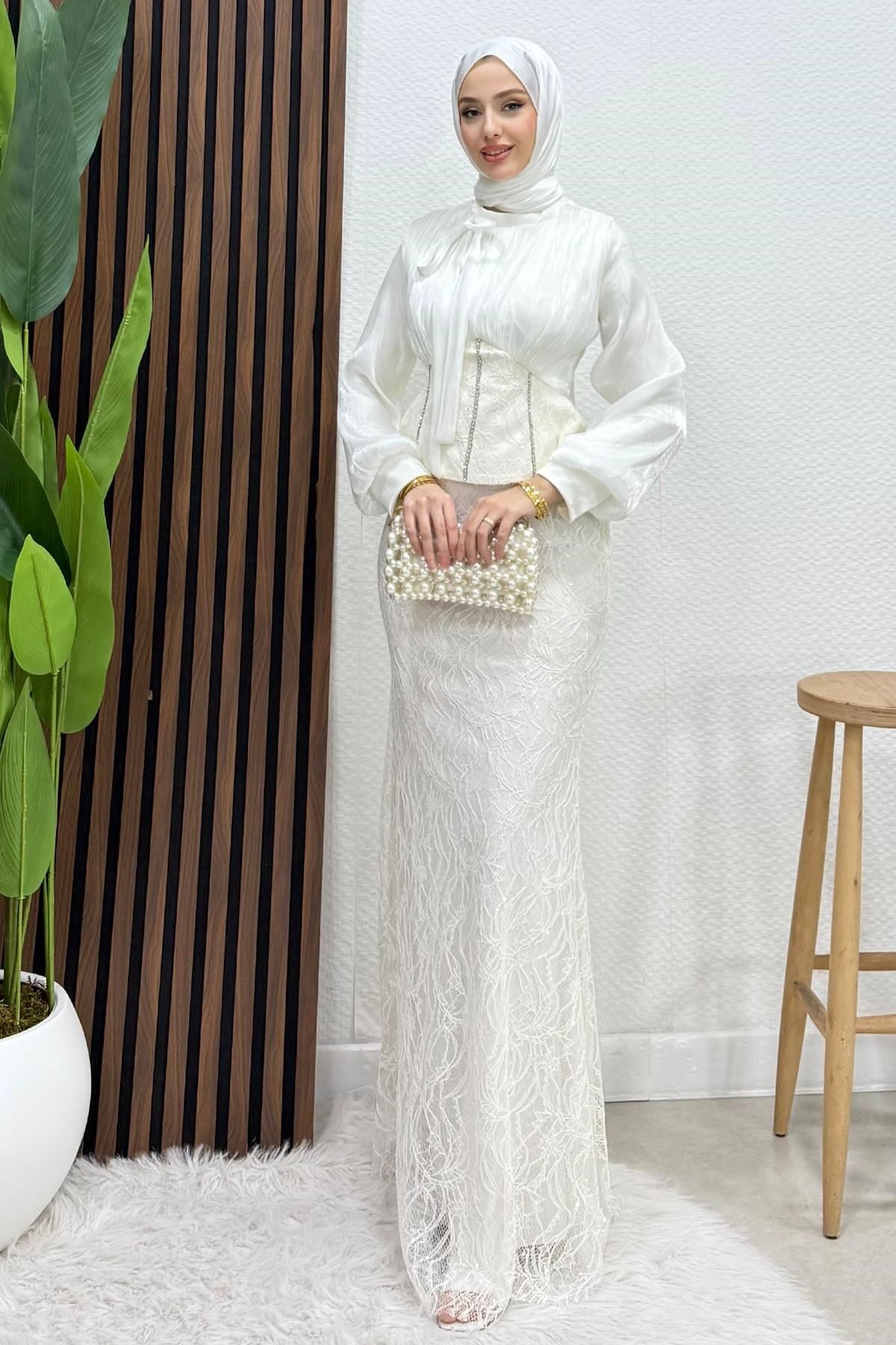 Flarlı Balık Abiye Beyaz