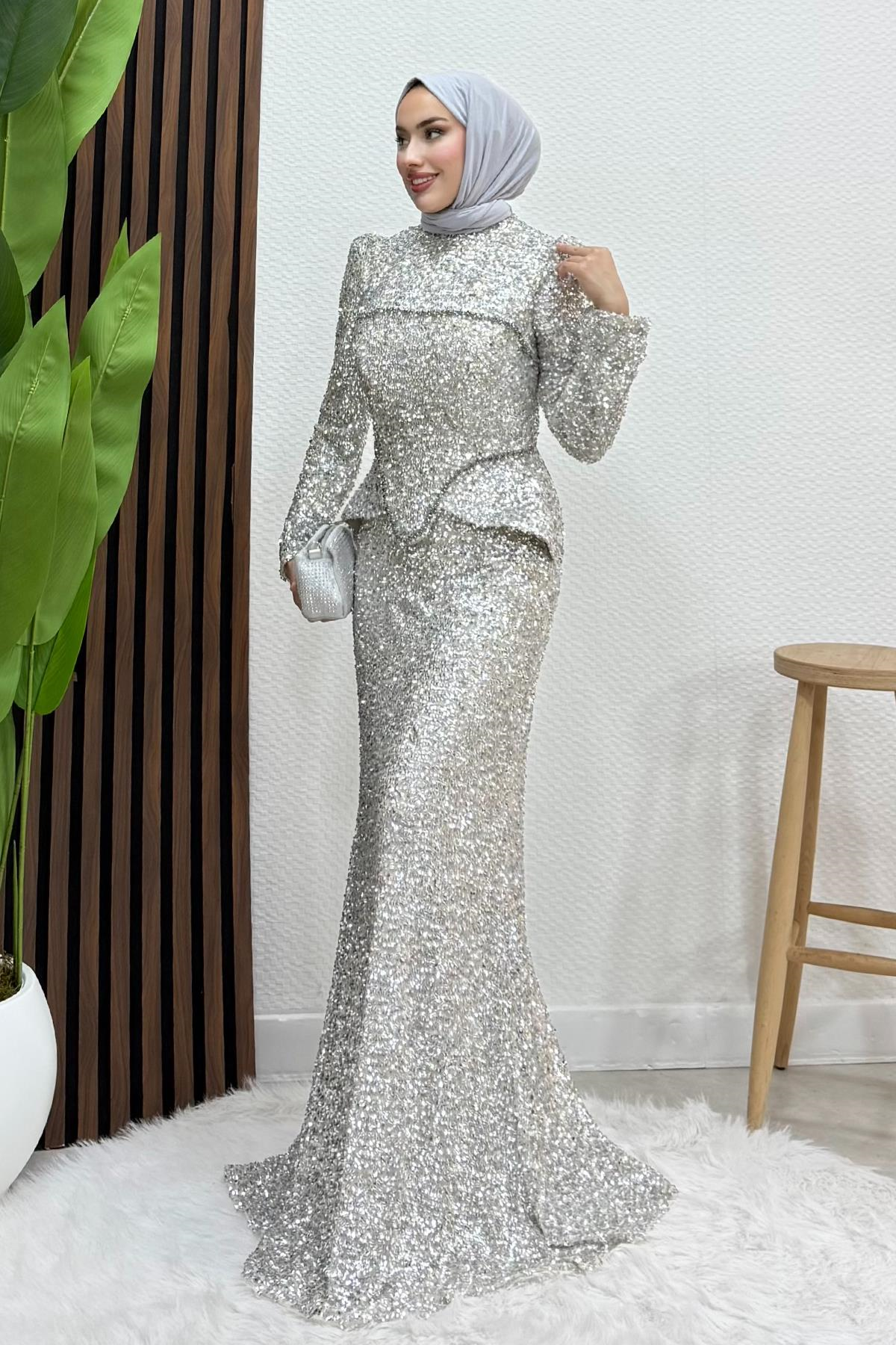 Florence Parla Abiye Gri