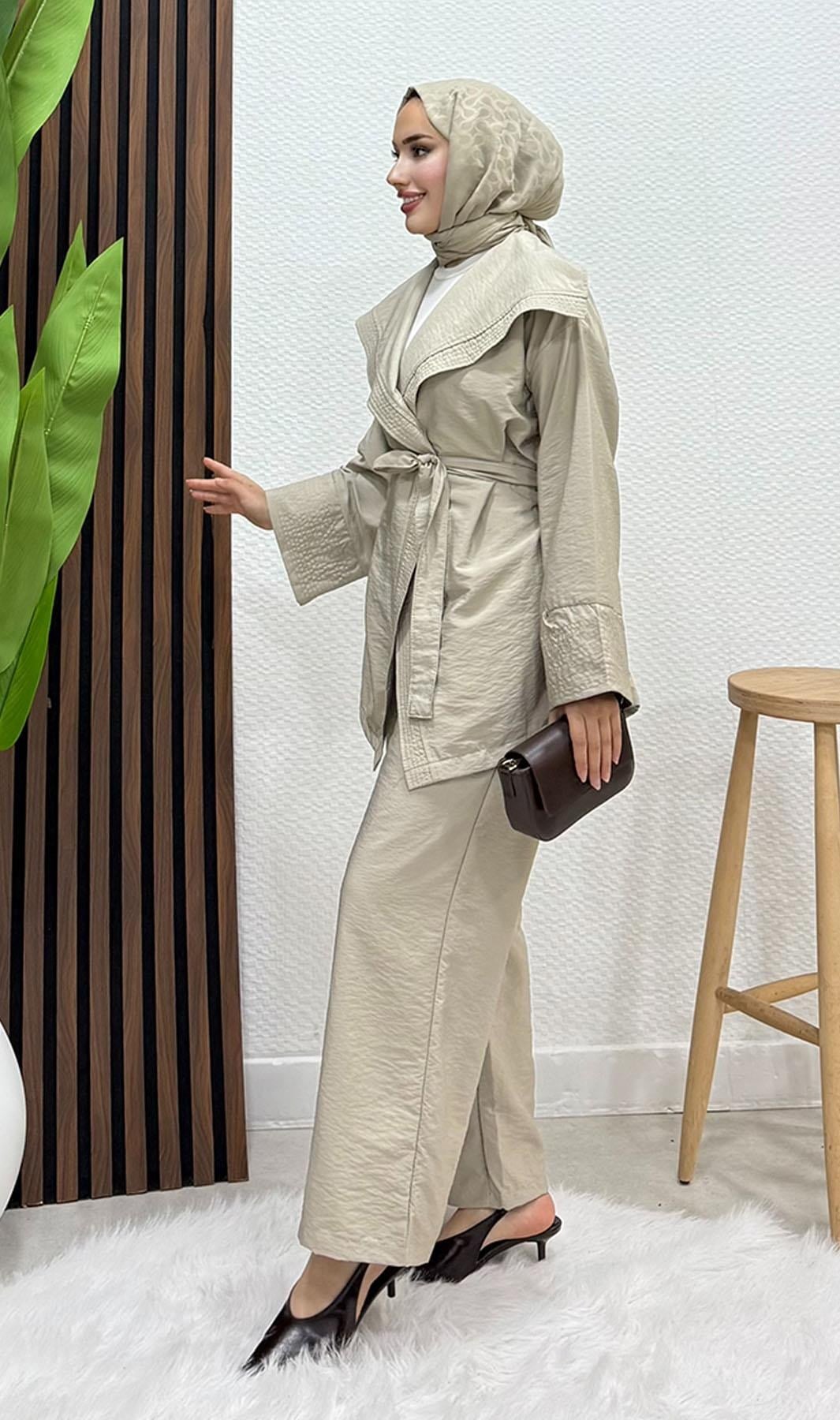 Geniş Yaka Kimono Takım Bej