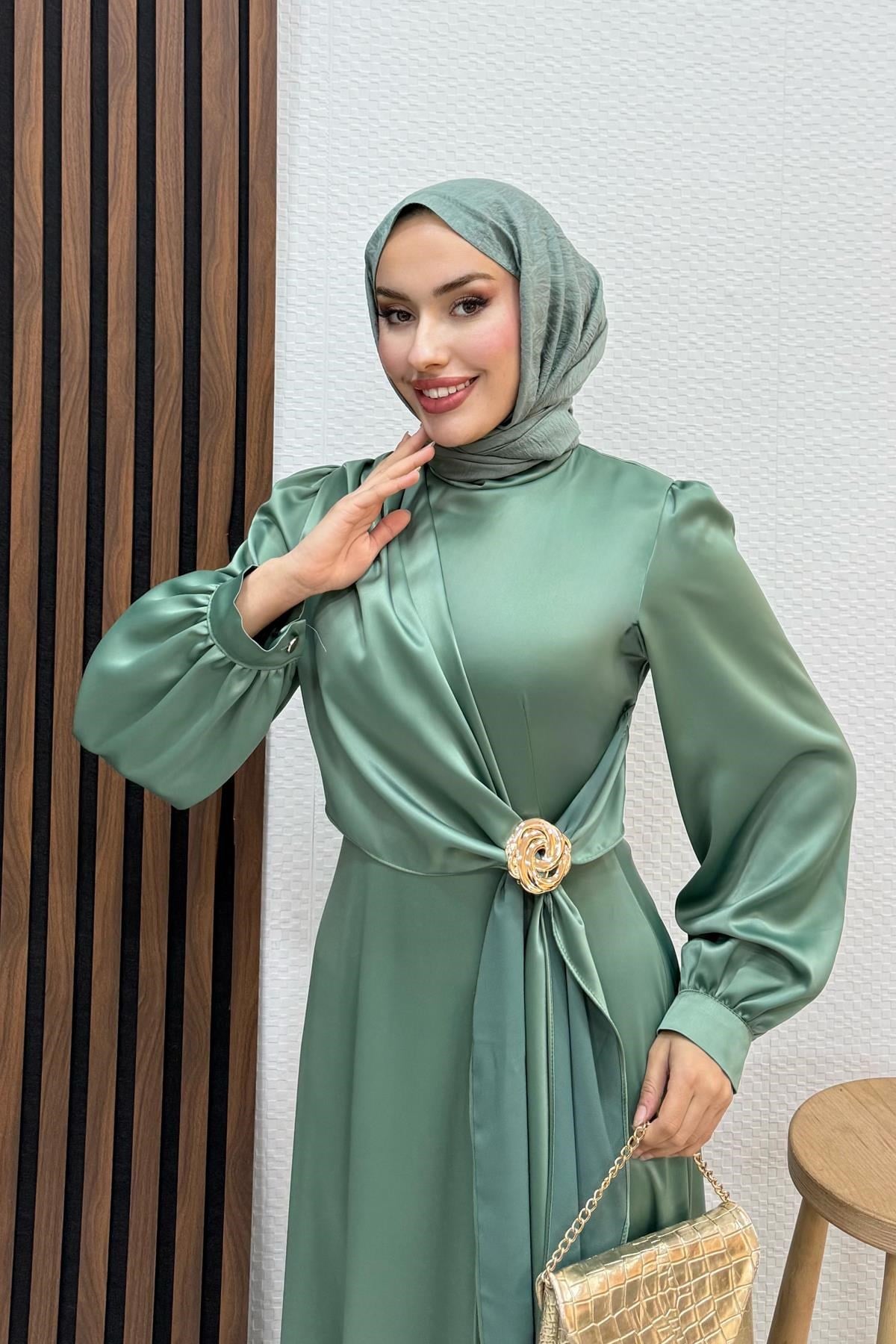 Gül Broş Saten Abiye Mint