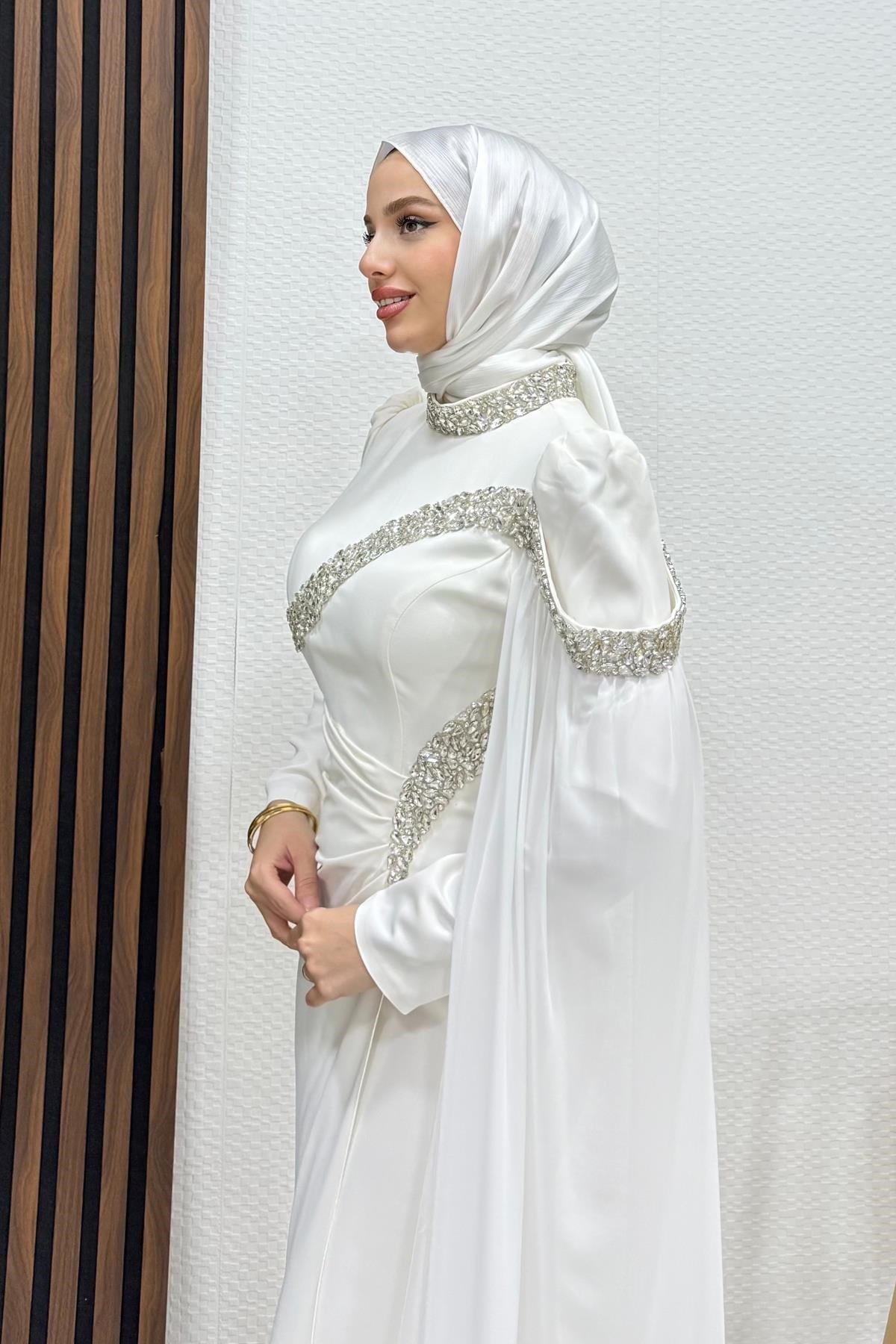 Hanzade Krep Abiye Kırık Beyaz