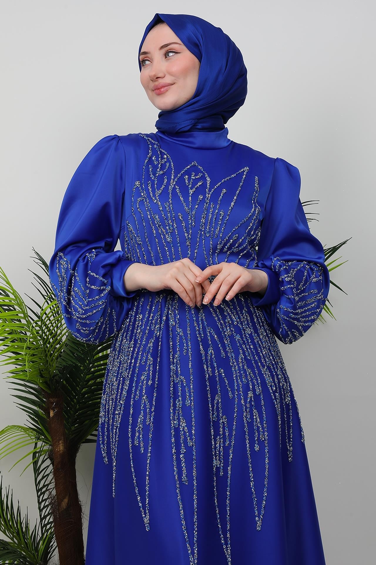 İkbal Taşlı Saten Abiye Saks