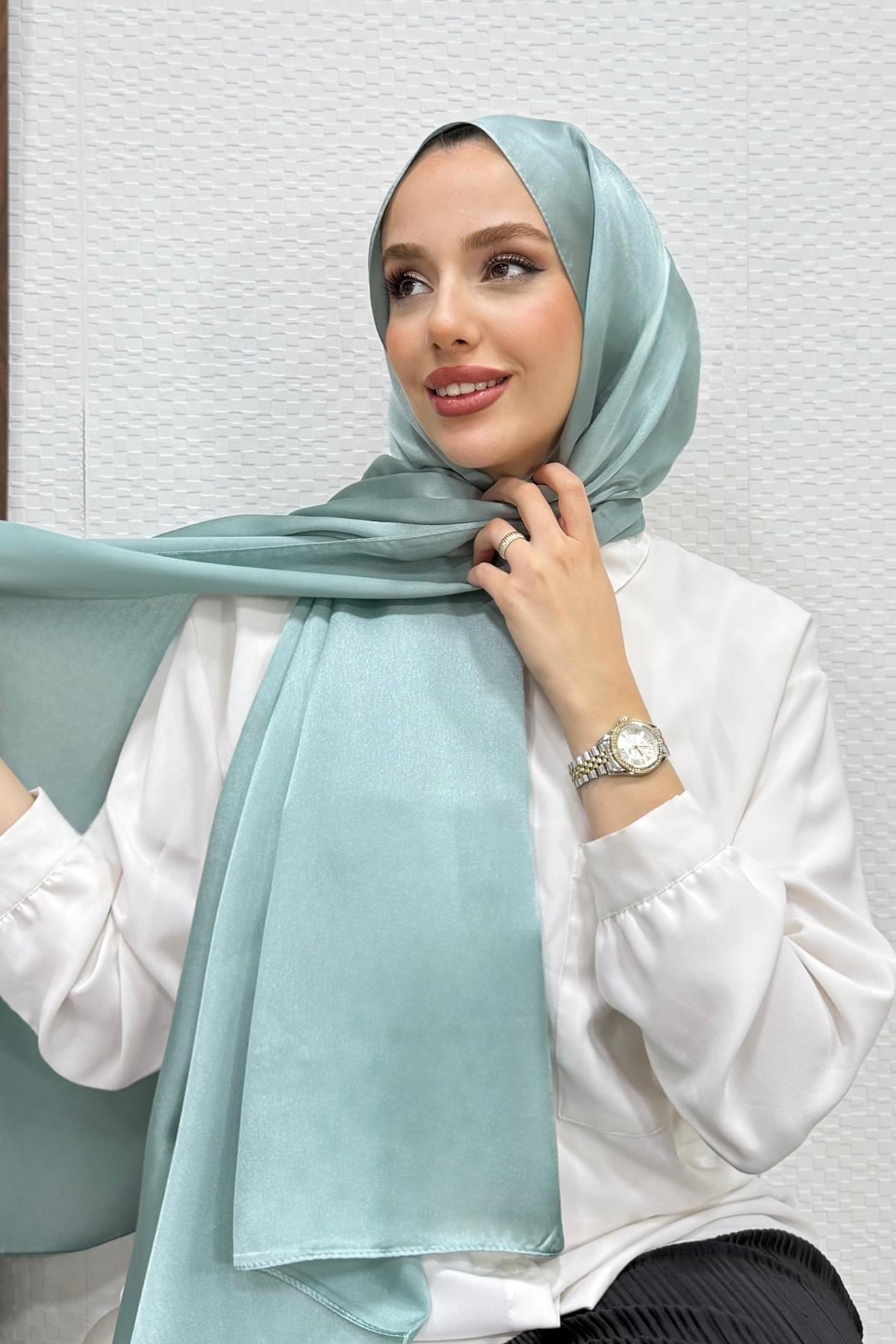 İnci Saten Şal Mint