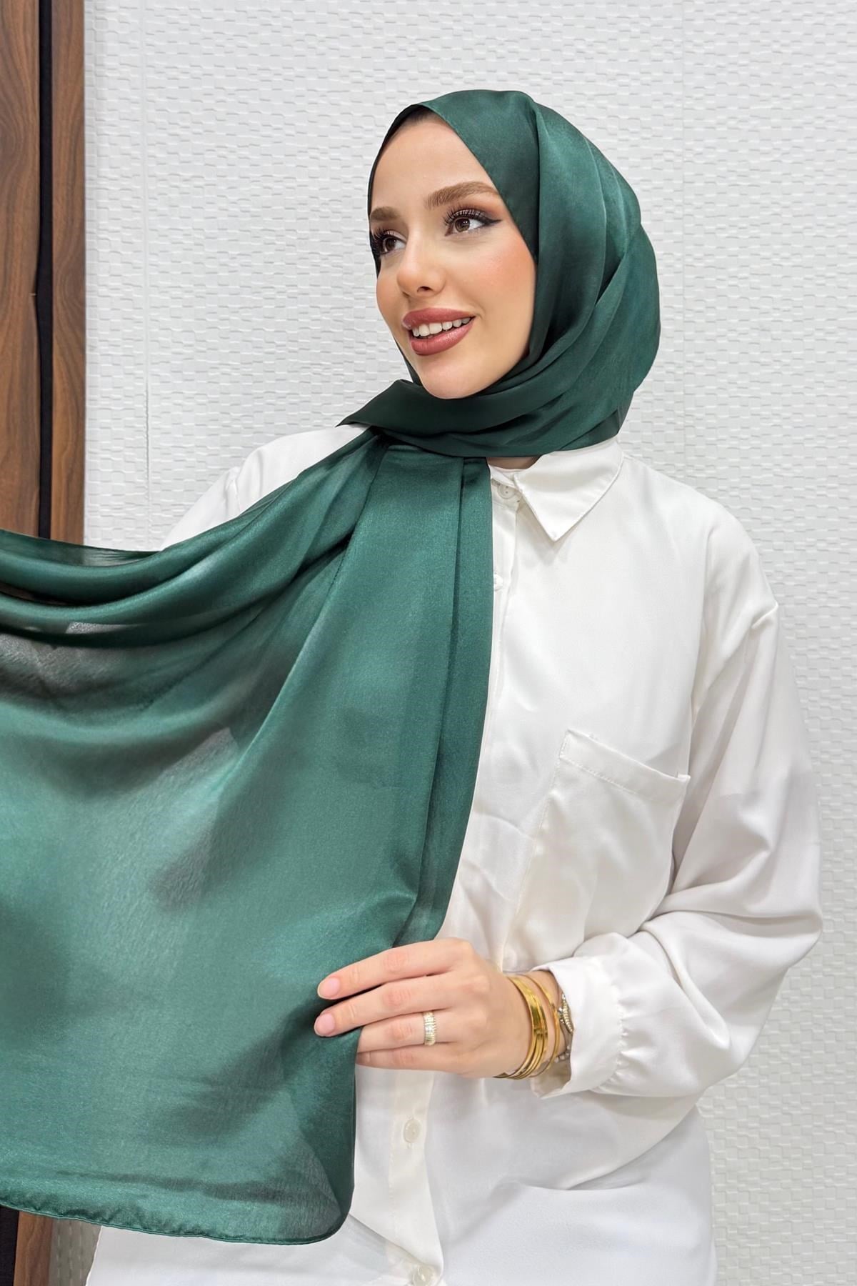 İnci Saten Şal Zümrüt