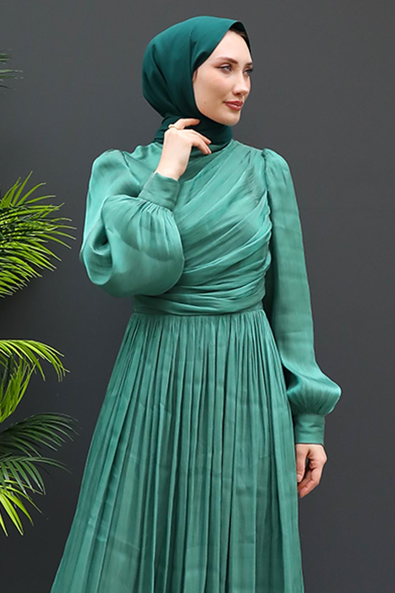 İpek Tesettür Elbise Koyu Yeşil