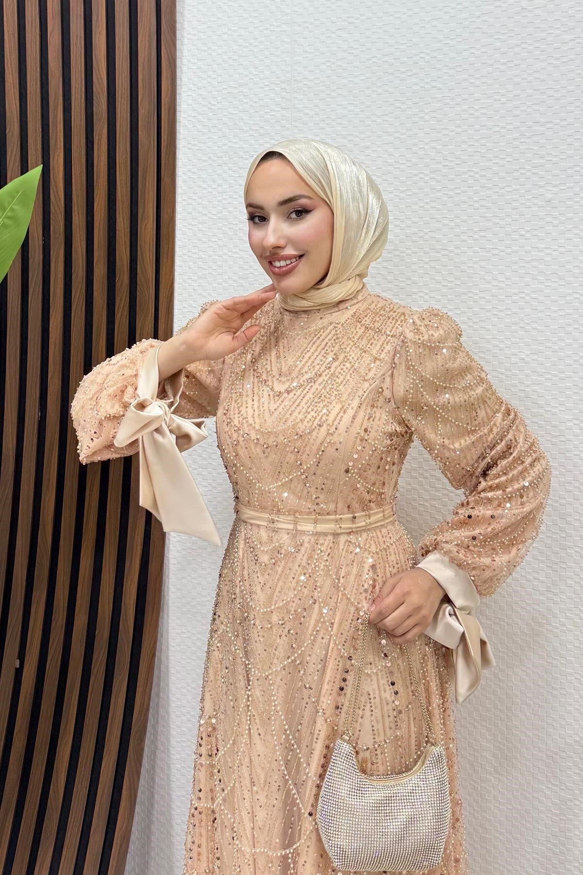 Kol Ucu Saten Abiye Gold